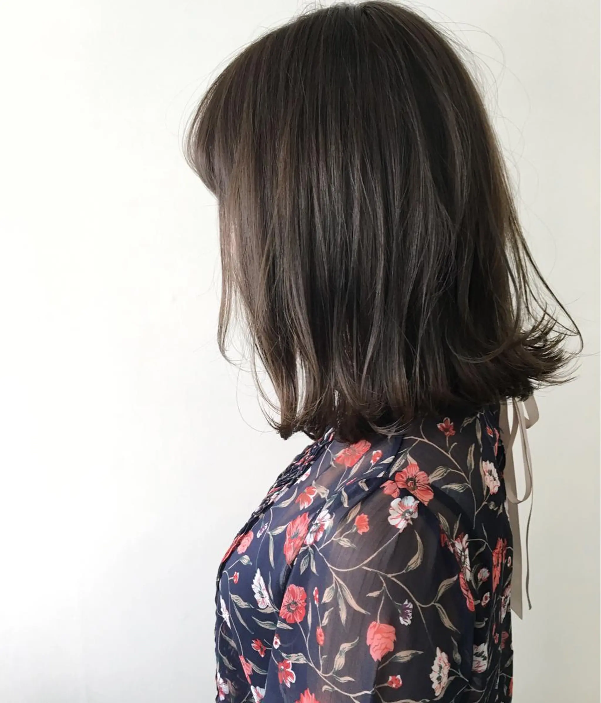 ミディアム アッシュ ボブ/レイヤー 🌟梅田盛一🌟のヘアスタイル