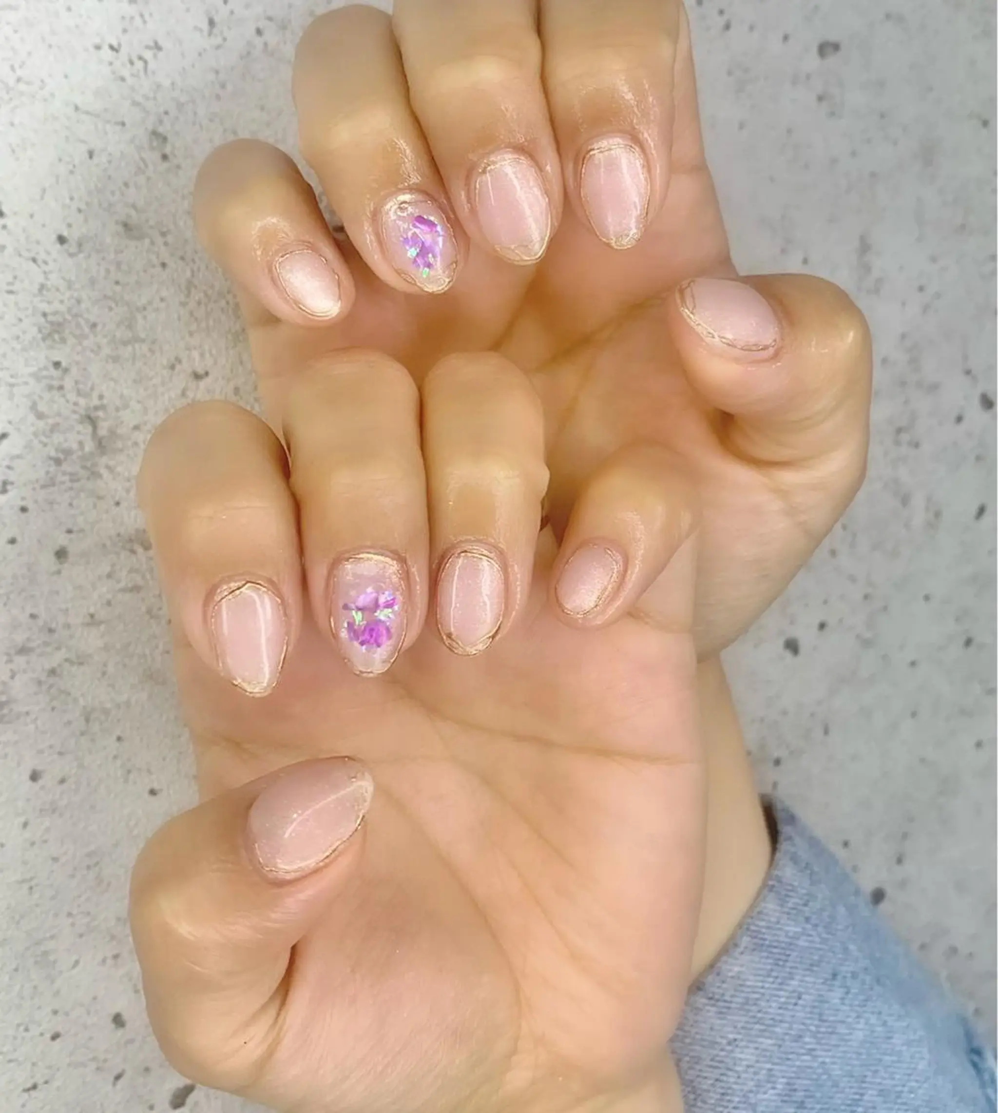 ミディアム カラー パーマ ヘアアレンジ メンズ キッズ ネイル マツエク・マツパ アイブロウ メンズ韓国風 眉カラー 韓国風マツエク 韓国風ヘア オーロラネイル Salon Ｋのネイルデザイン