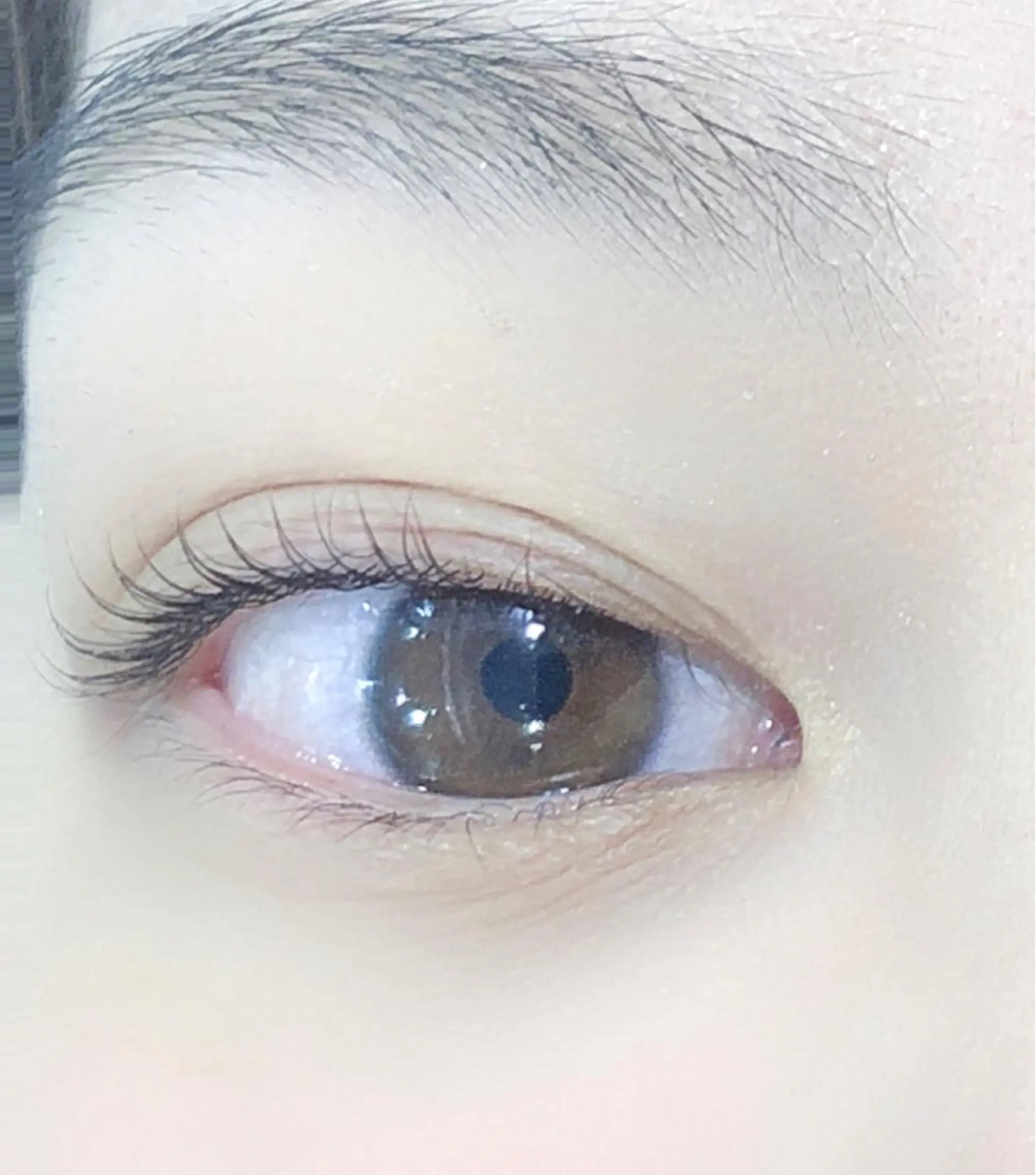 マツエク・マツパ laera 佐藤のヘアスタイル