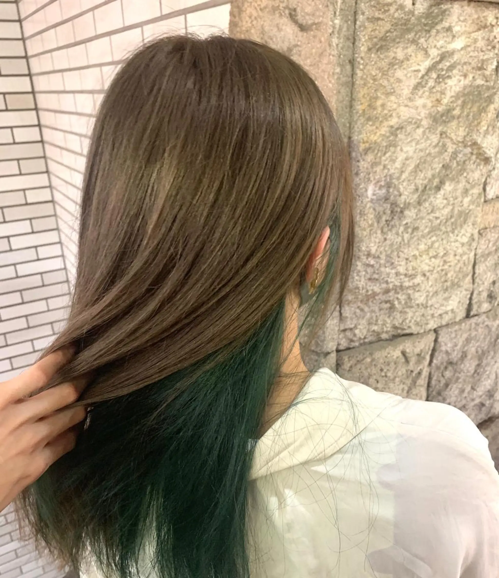 セミロング カラー カット ヘアカラー オージュアソムリエ DAIKI⭐️のヘアスタイル