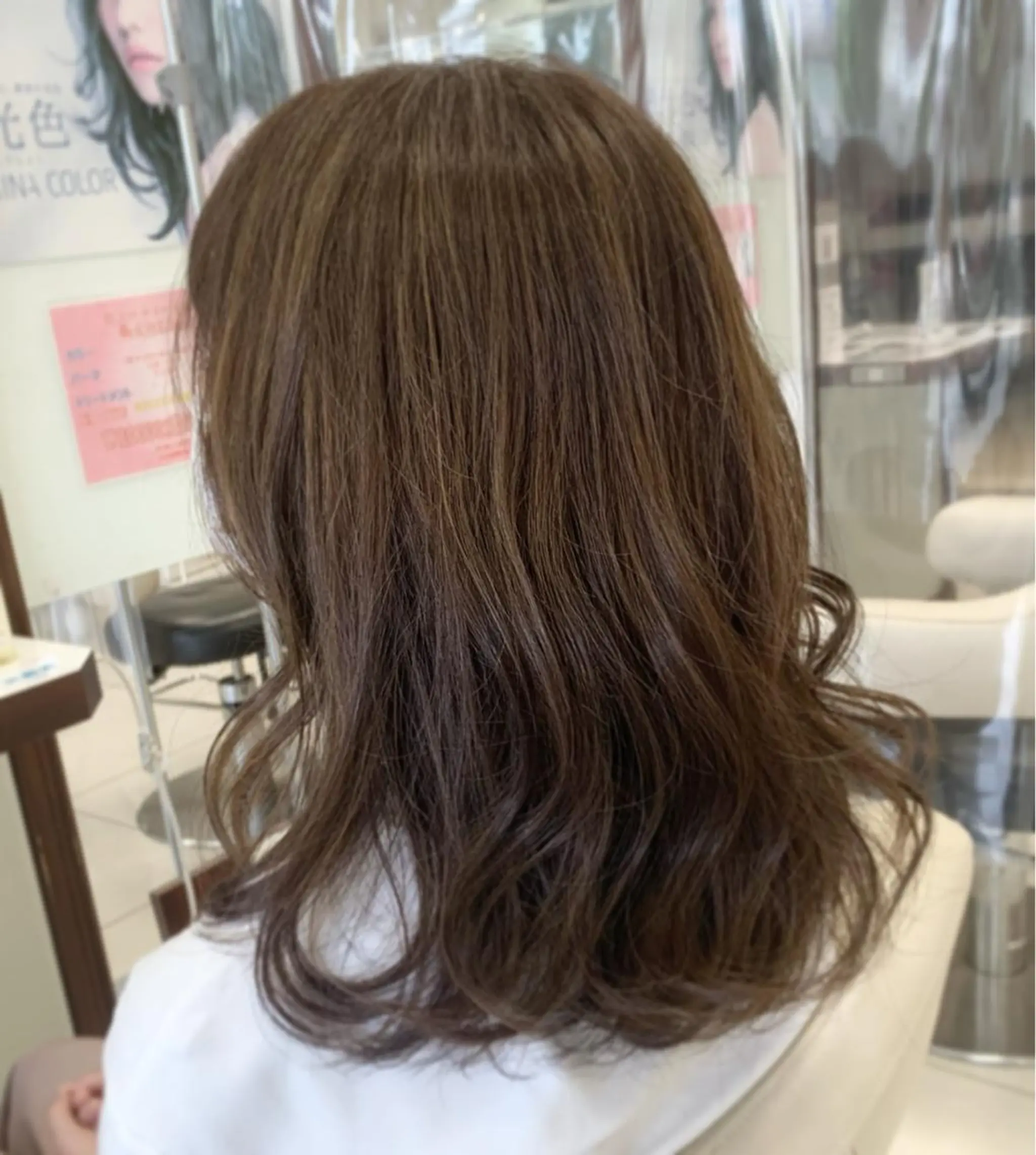 ミディアム カラー ally新百合ヶ丘 フジムラユウスケのヘアスタイル