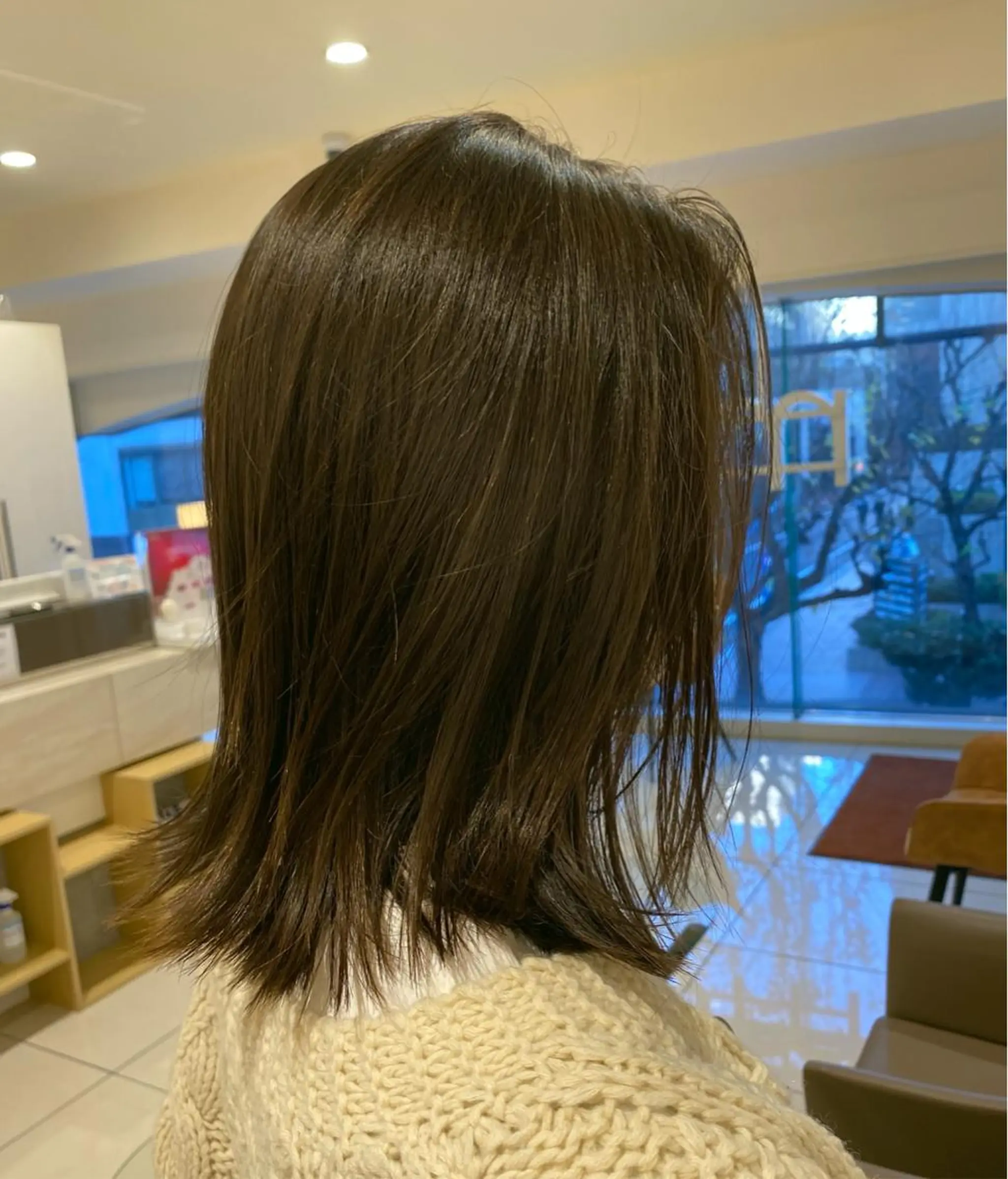 ミディアム カラー ヘアカラー プレイングカラー🤍 細めハイライトのヘアスタイル