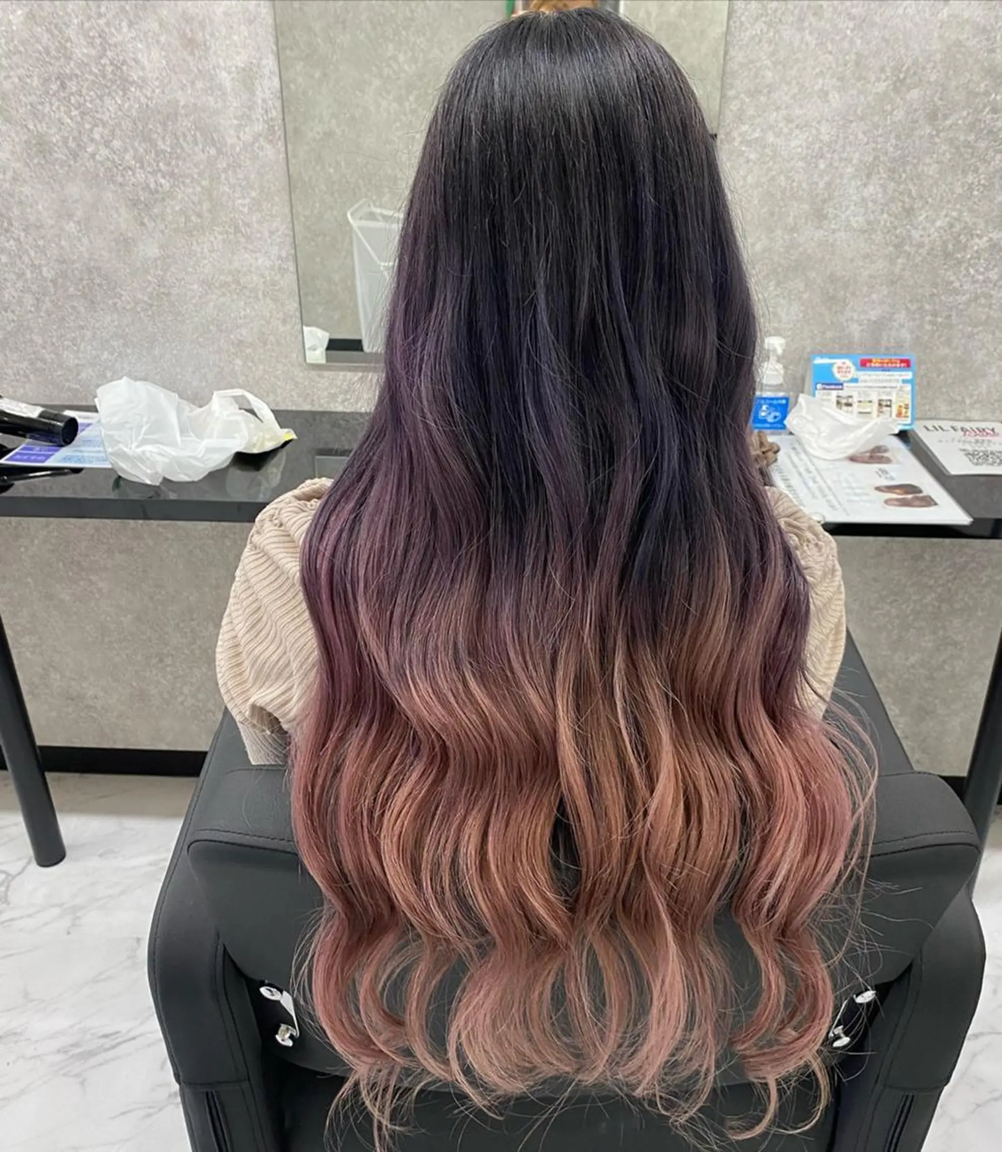 ロング カラー ベージュカラー グラデーションカラー ラベンダーカラー ピンクカラー ピンクベージュ UNDER vr 【アンダーバー】のヘアスタイル