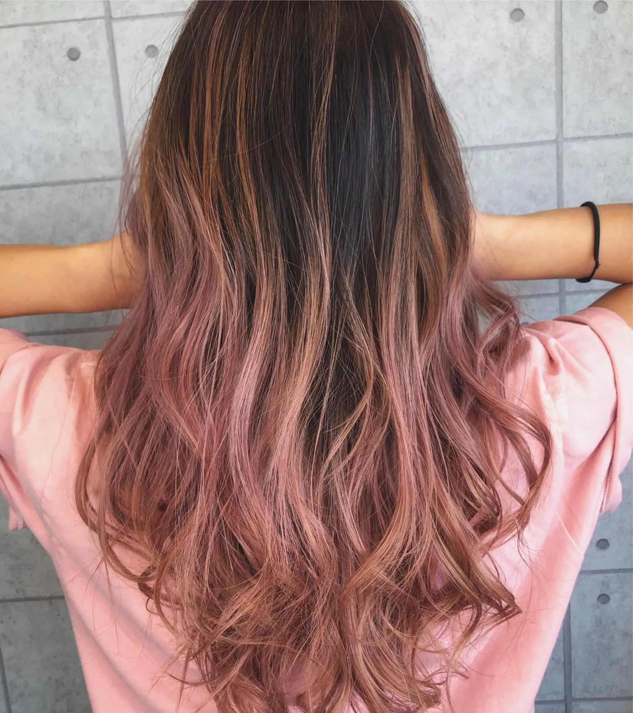 ロング カラー ベージュカラー ピンクカラー ピンクベージュ カット ヘアカラー メンズスタイル /メンズパーマ/須藤のヘアスタイル