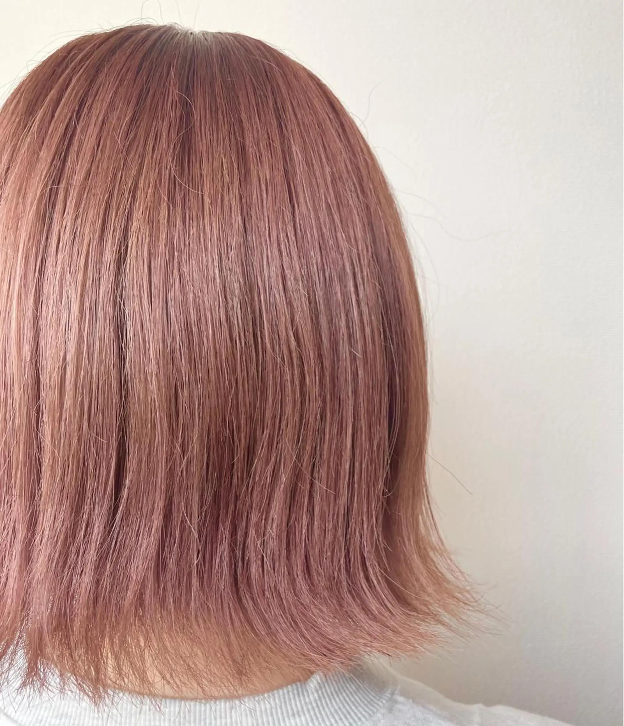 ミディアム カラー ダブルカラー ハイトーンカラー Hair salon One World Parc所属・五日市 愛衣のヘアスタイル