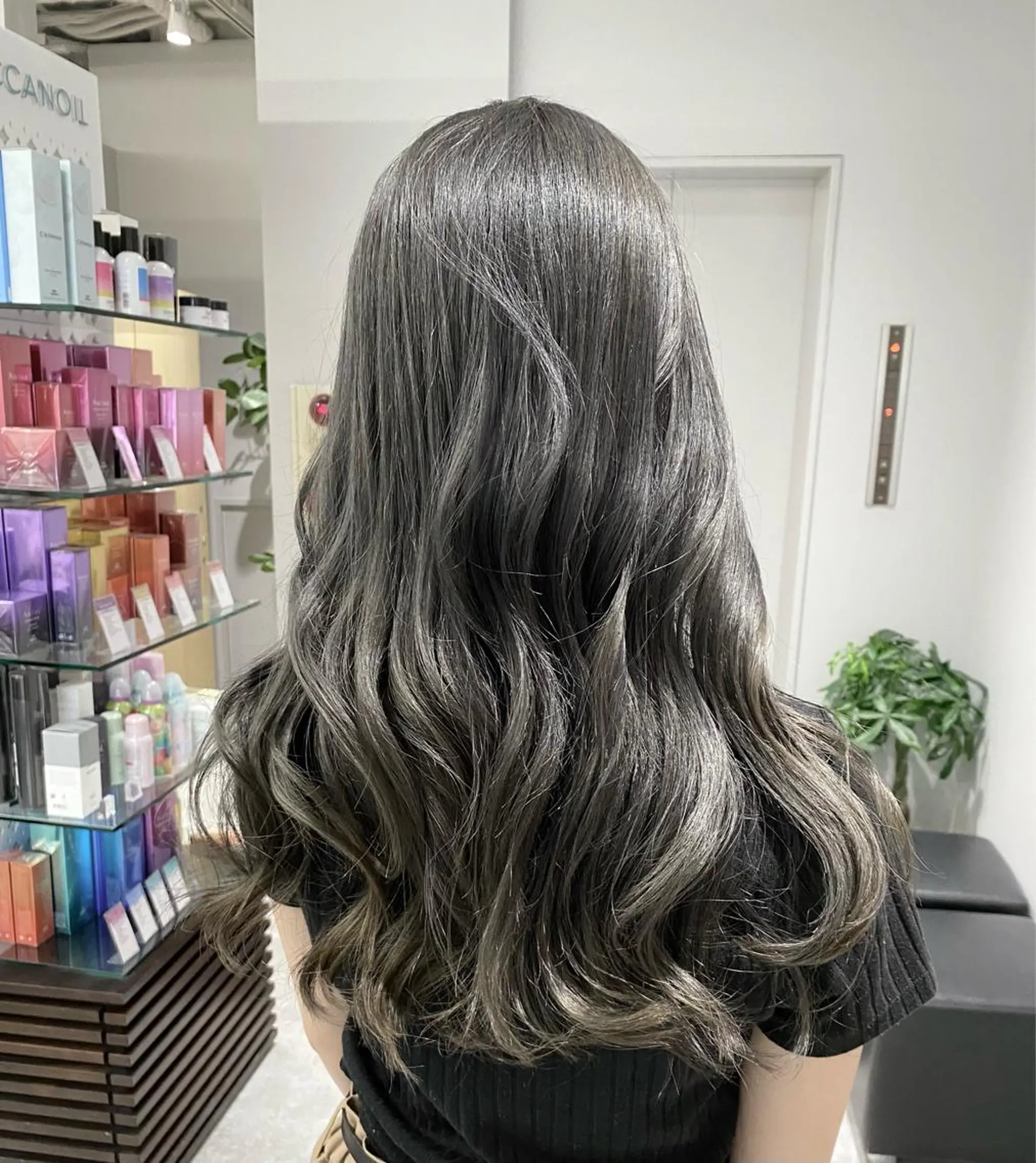ロング カラー カット 縮毛矯正 ハイトーンヘア/ 島崎　タクミのヘアスタイル