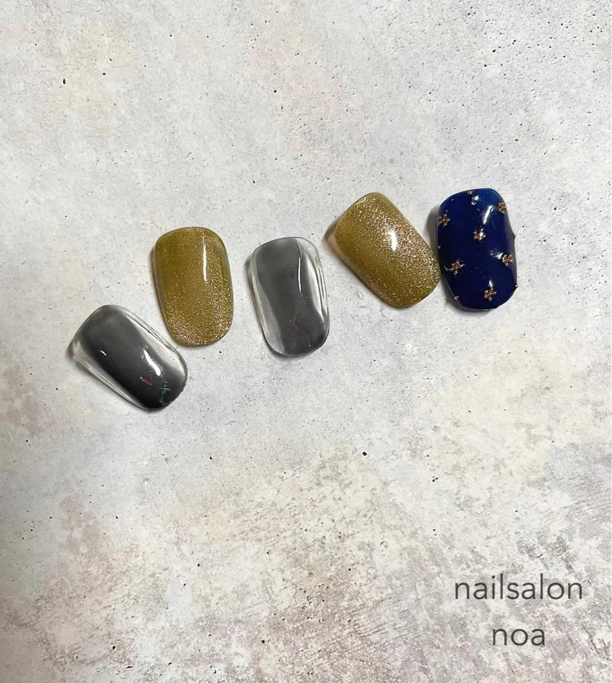 ネイル オーロラネイル カジュアル ジェルネイル マグネットネイル ニュアンスネイル nailsalon noa所属・nailist sakiのネイルデザイン