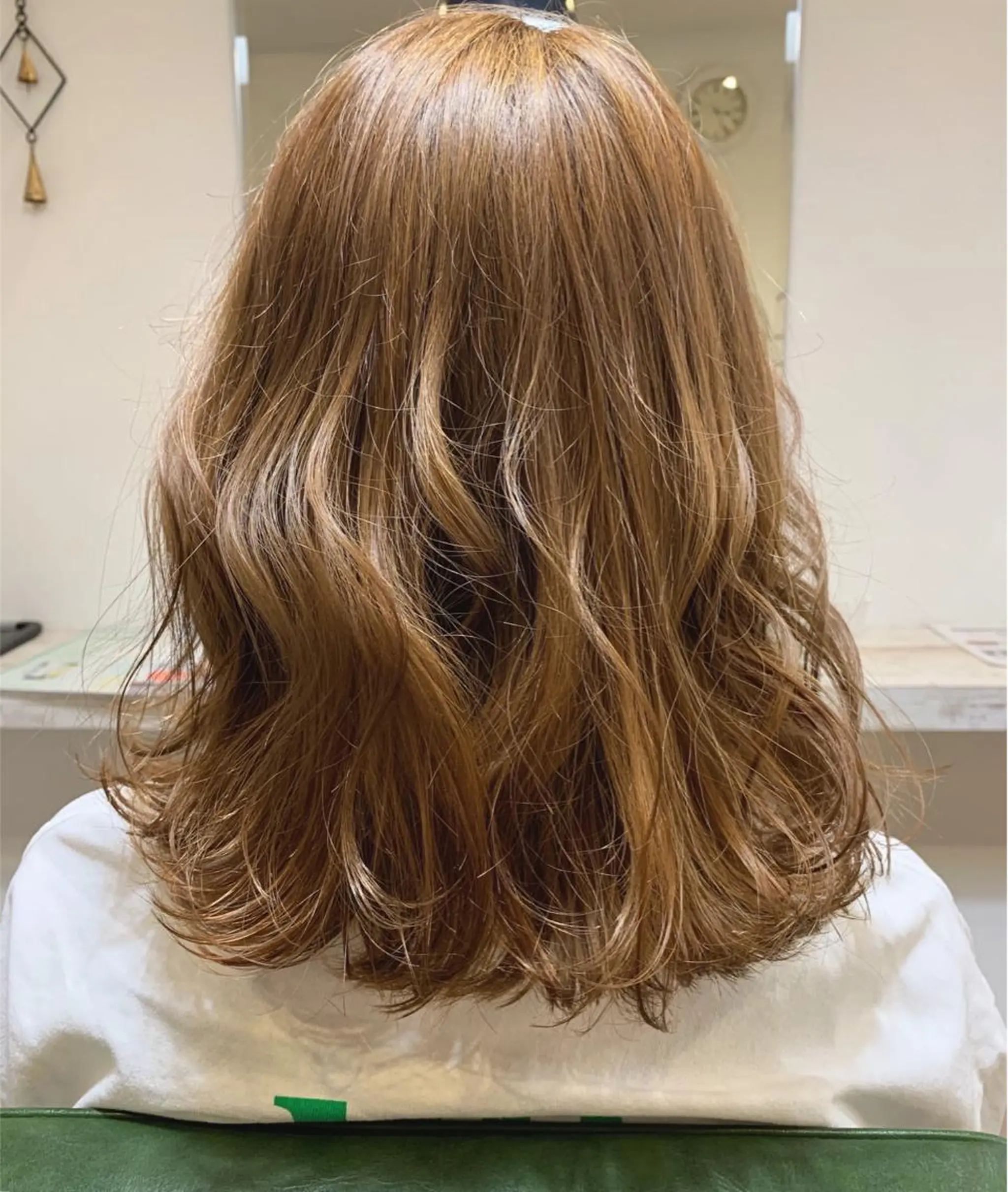 ミディアム カラー ベージュカラー ブリーチ ミルクティーベージュ ヘアカラー m ā l o.🌷 サカモトマイコのヘアスタイル