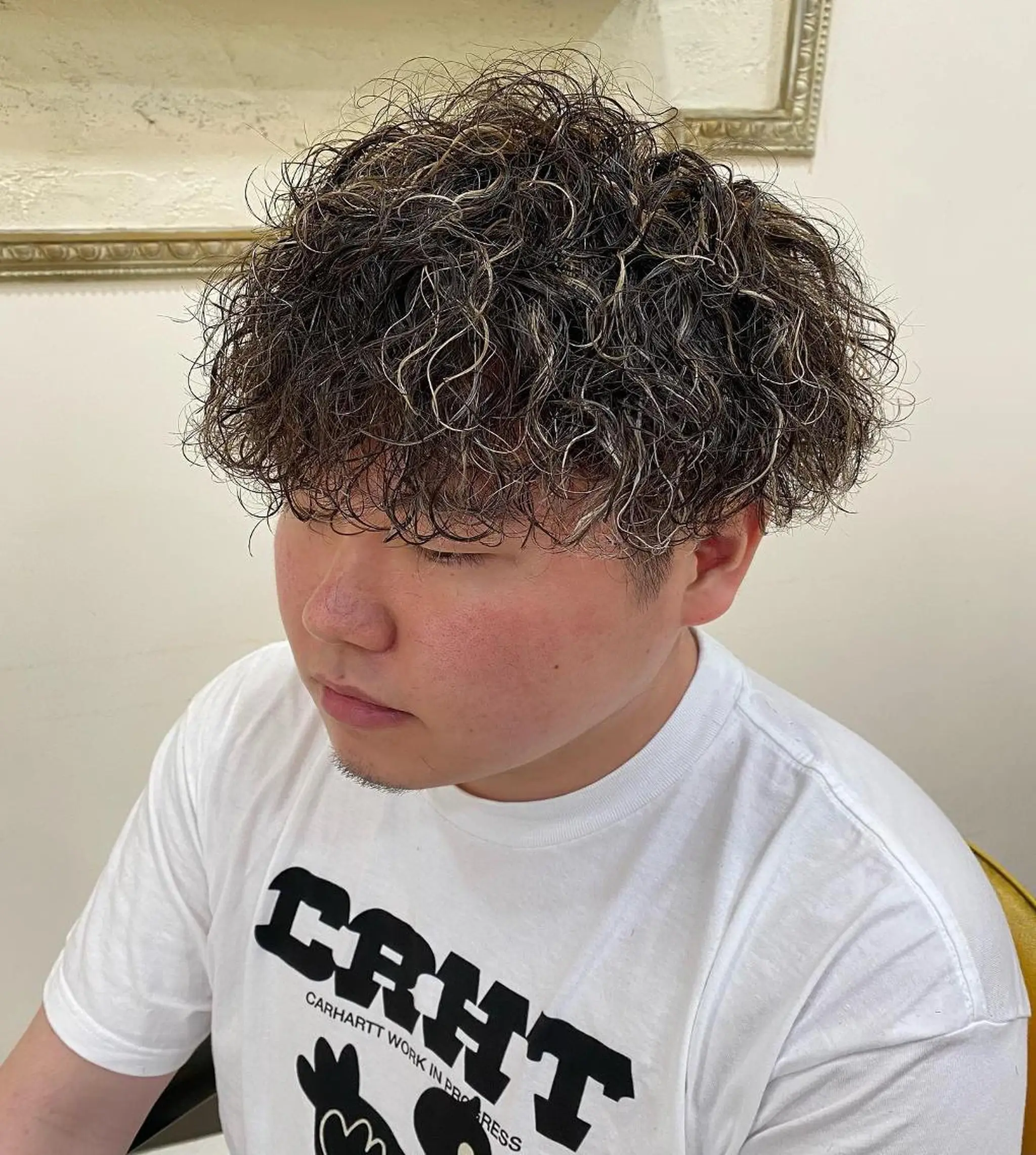 パーマ メンズ フェードカット メンズハイライト メンズパーマ プードルパーマ メンズツイストパーマ 年間2000名担当◎ パーマ職人/仲原佑樹のヘアスタイル