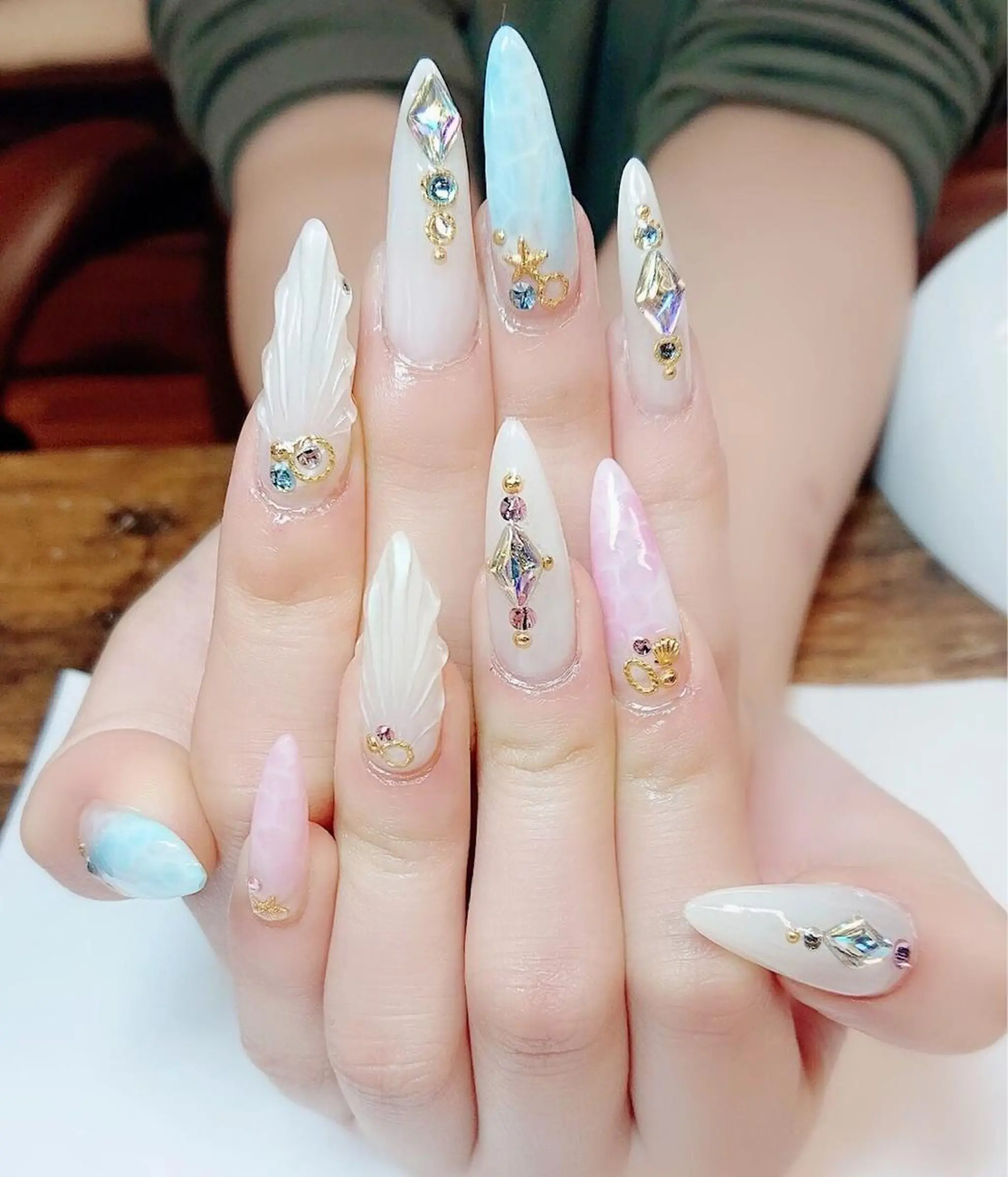 ネイル ハンドネイル 🦋AYNIL🦋 ナチュラル専門店♥️のネイルデザイン