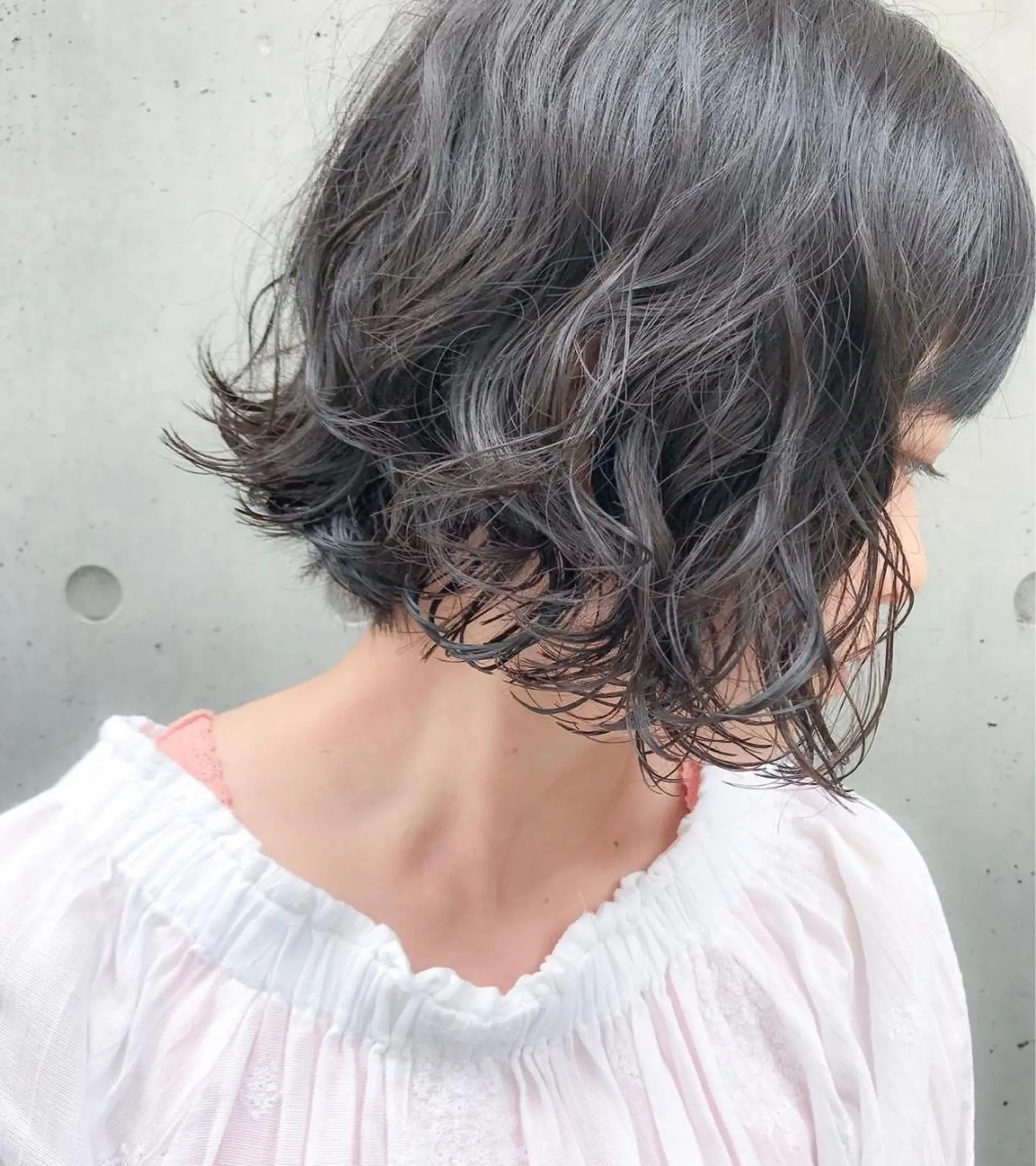 ミディアム パーマ ミディアムパーマ ボブ 蜂須賀🐝縮毛矯正 ストレートパーマのヘアスタイル