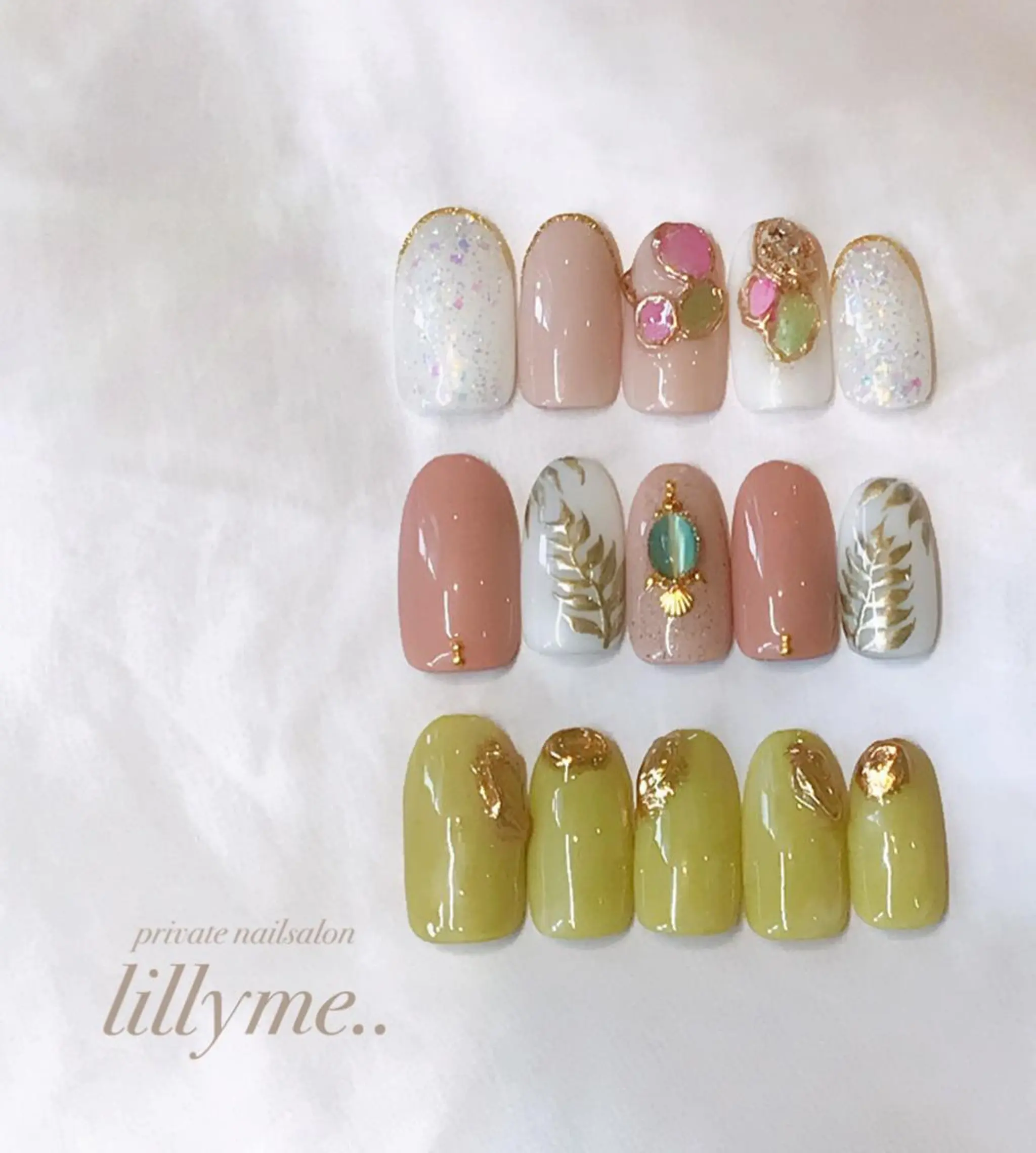 ネイル TERAI ERINAの眉毛・アイブロウイメージ