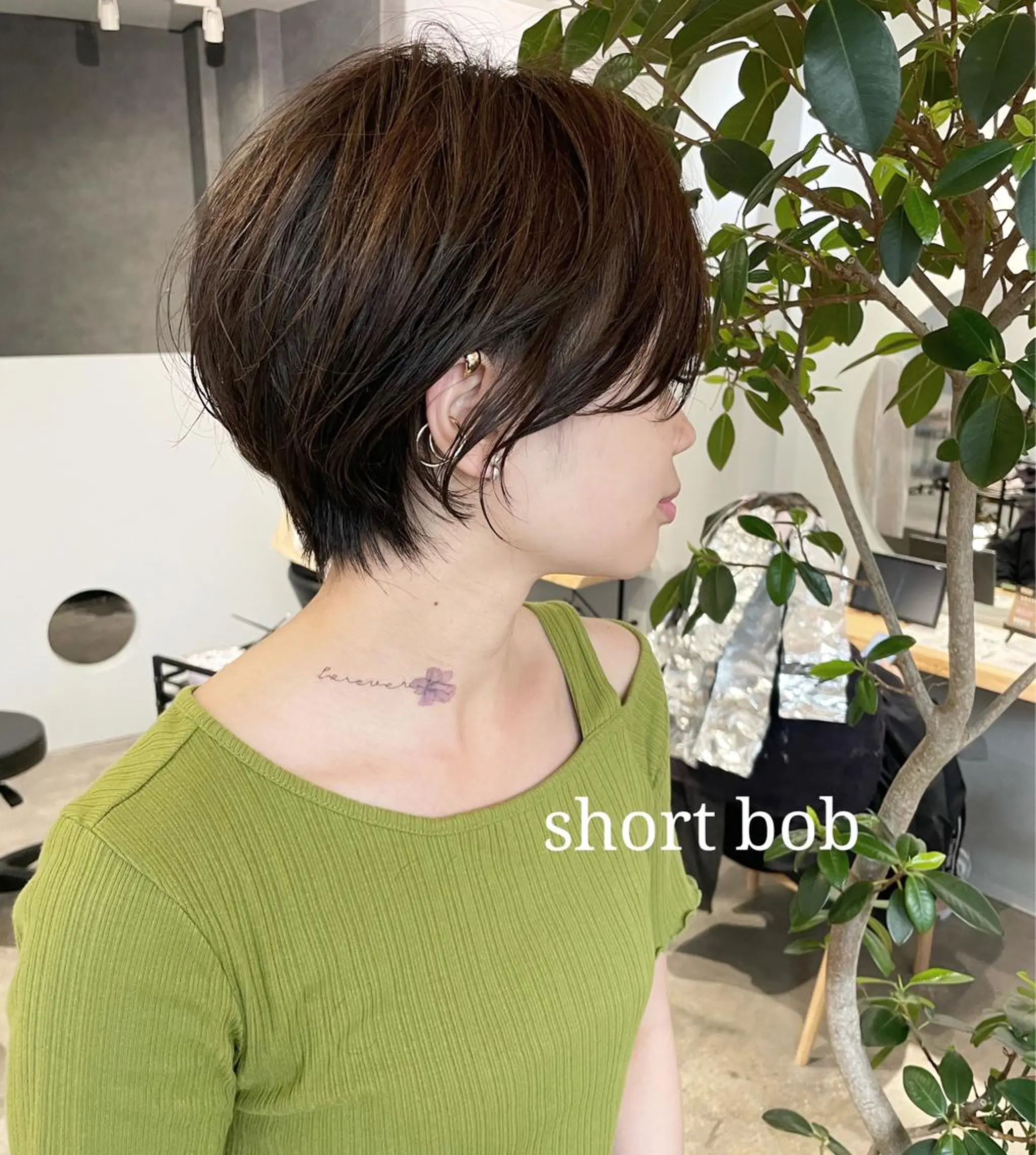 ショート カット 岸川 恭子のヘアスタイル