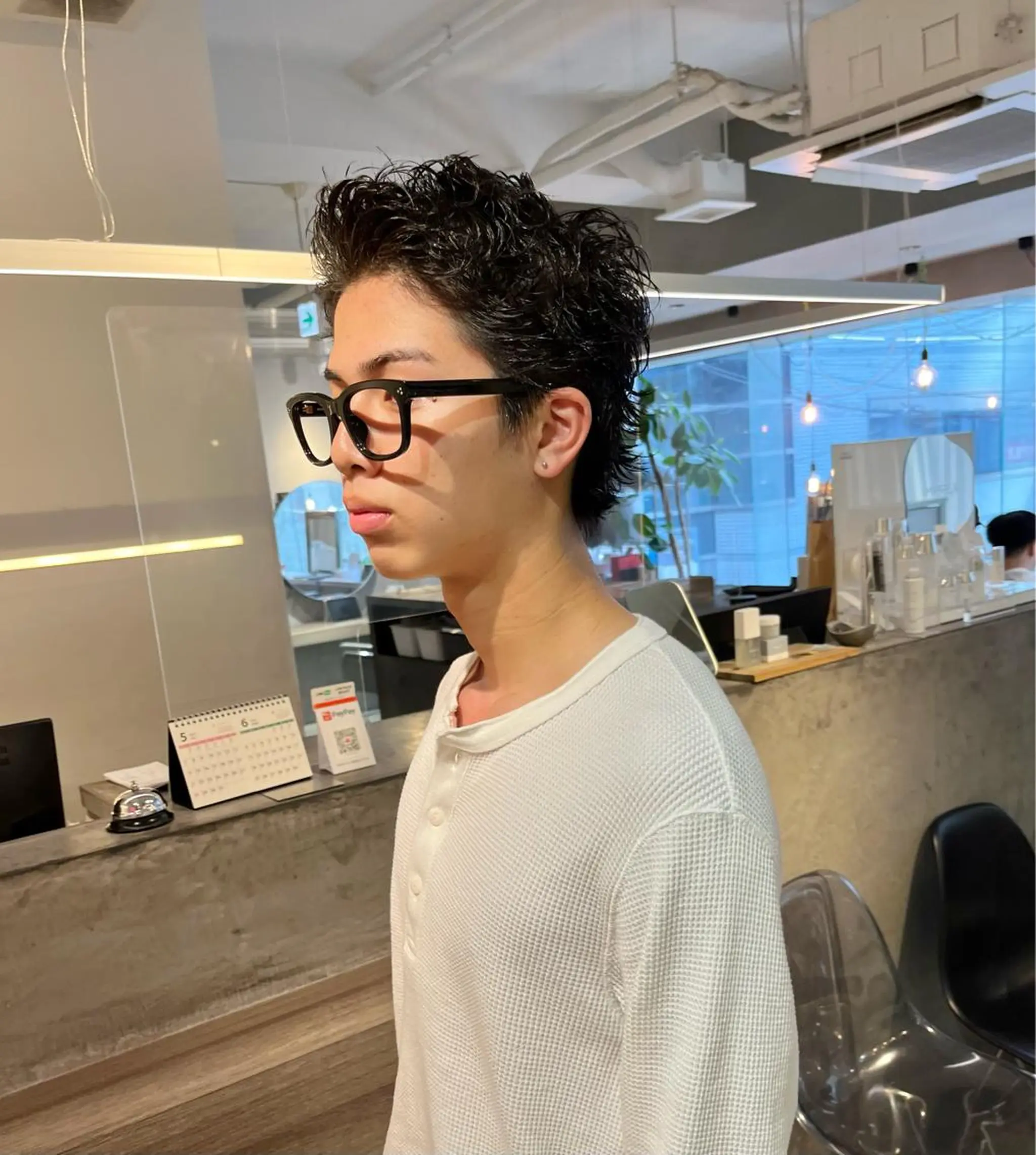 ショート パーマ メンズ カット ヘアカラー パーマ メンズ特化美容師 熊田 鼓汰郎のヘアスタイル