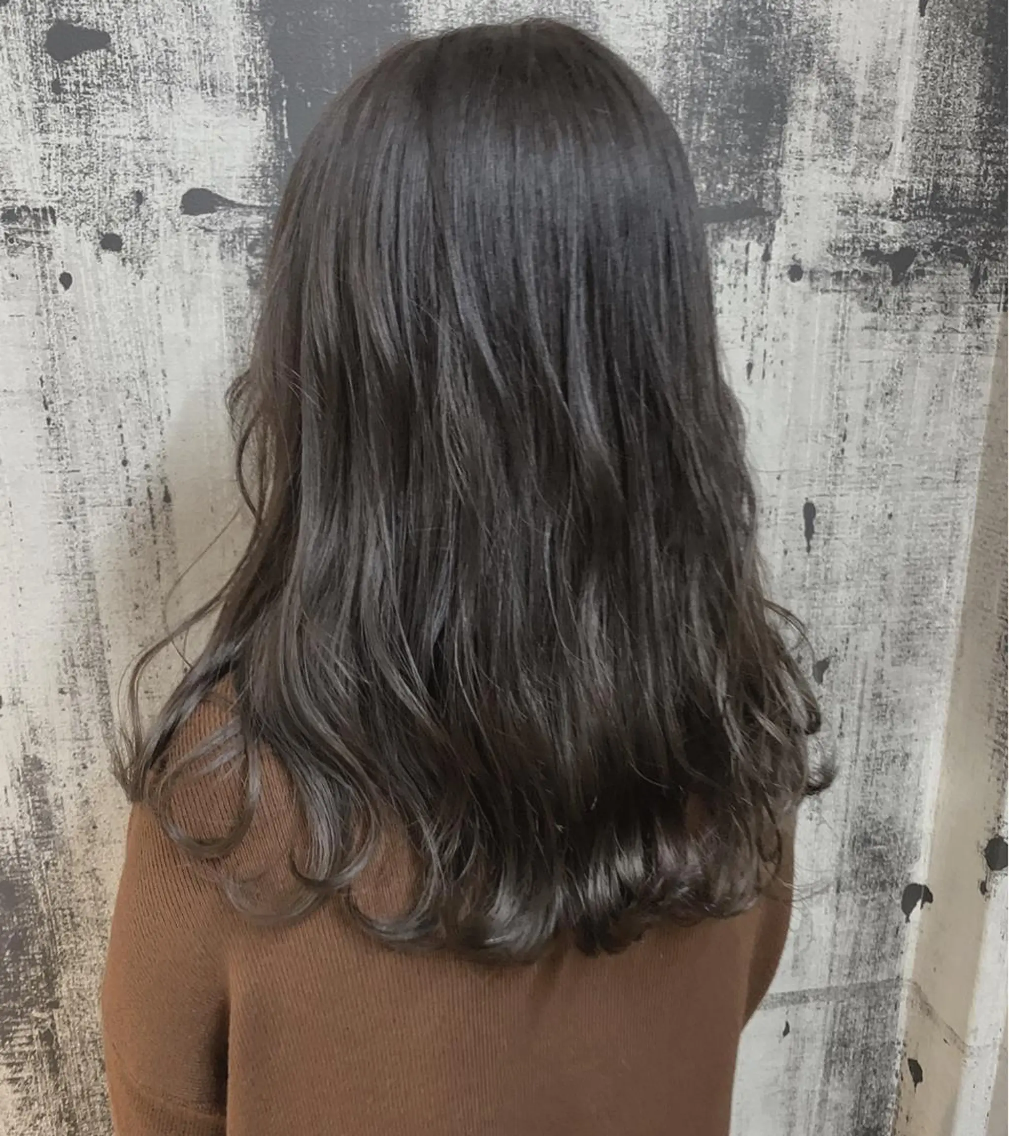 セミロング カラー ベージュカラー カット ヘアカラー トリートメント TELA HAIR牛久店所属・透明感カラー✨ 吉田大樹のヘアスタイル