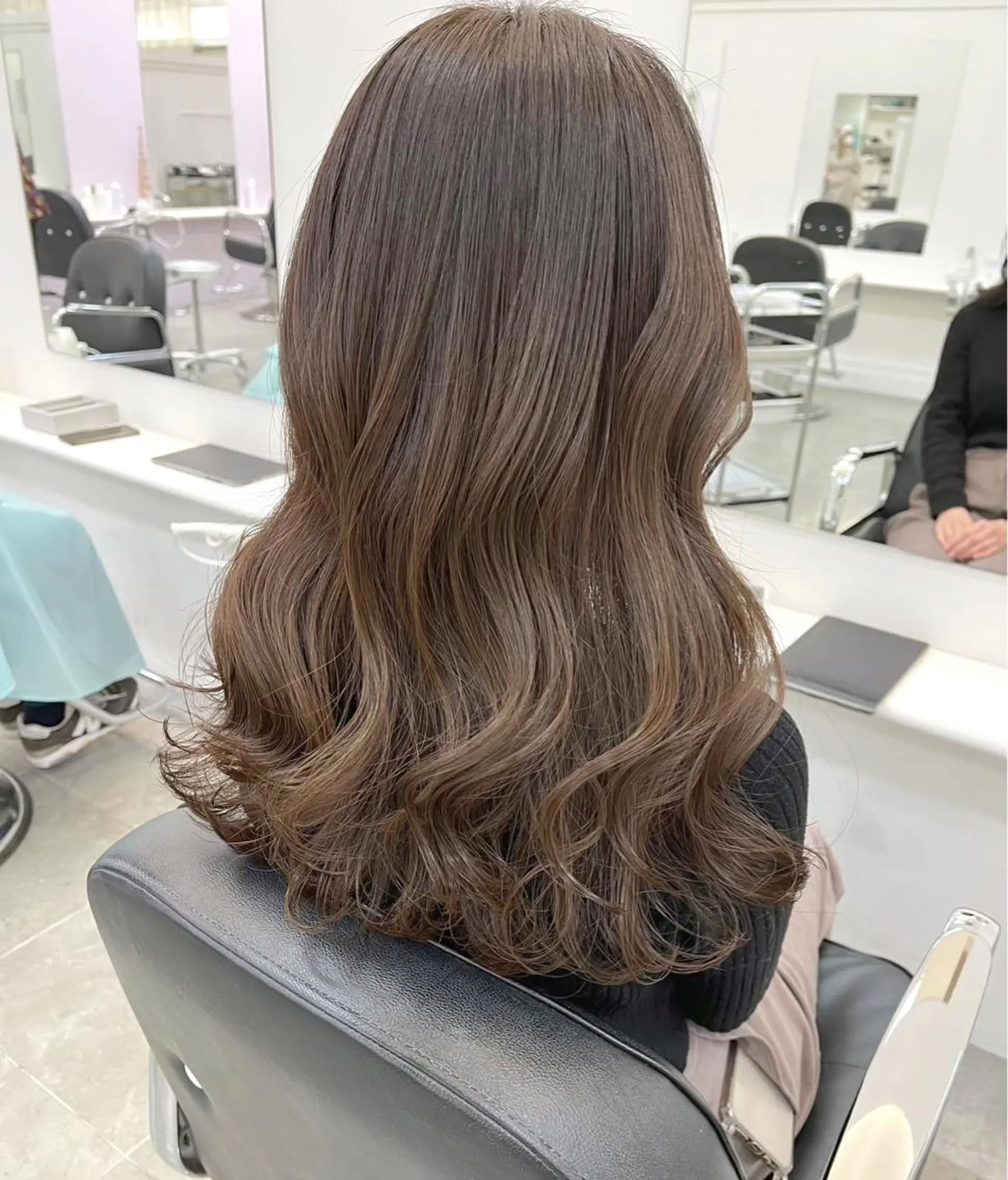 セミロング カラー ヘアカラー ParveMix /  相馬 さくらのヘアスタイル