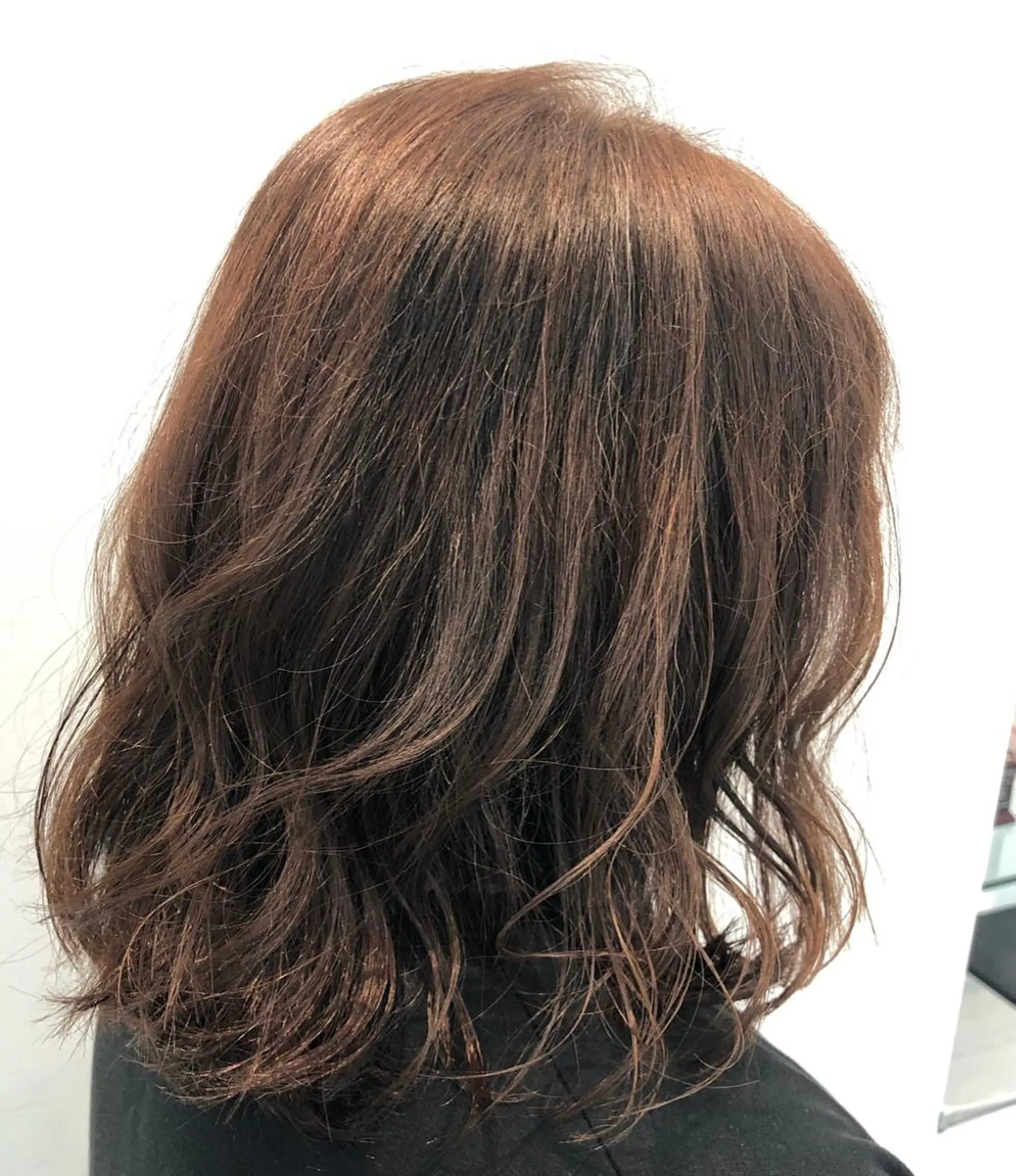 セミロング カラー Bellpo所属・磯山 直貴のヘアスタイル