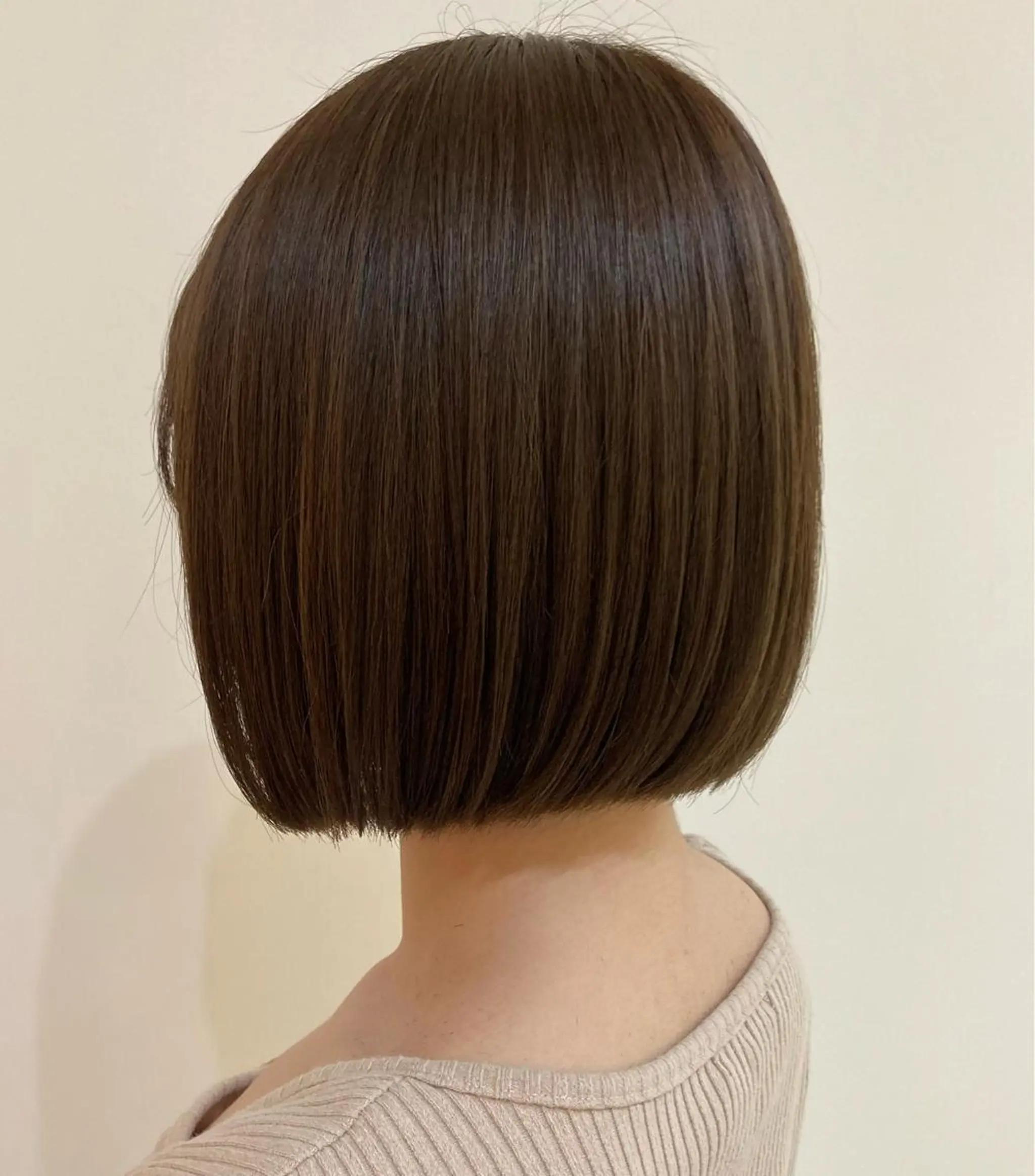 ショート 前下がりボブ ボブ ショートヘア カット 品田 真里のヘアスタイル