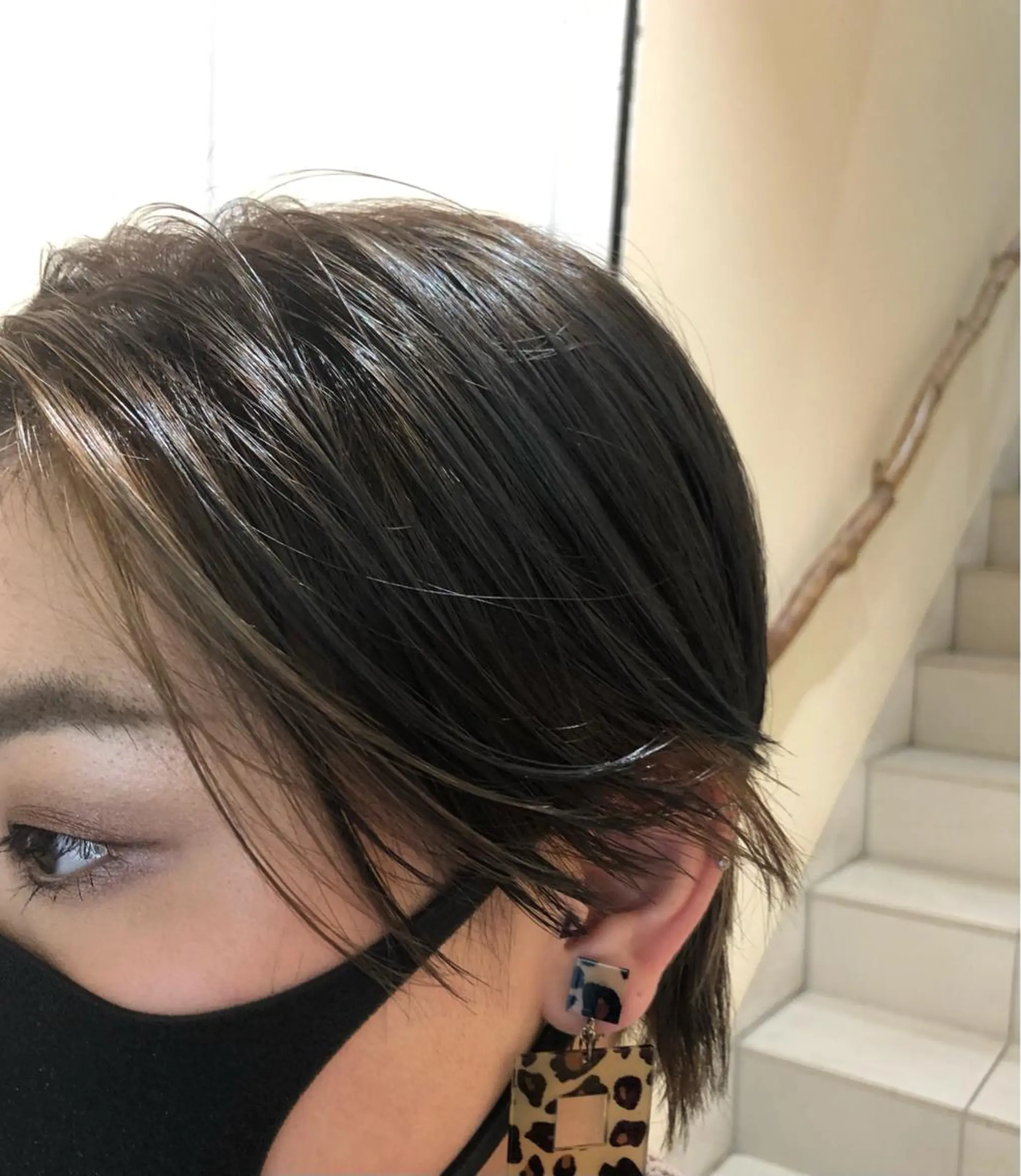 ショート カラー ベージュカラー 透明感カラー グレージュ ハイライトカラー ハイライト ヘアカラー 綿貫 美香のヘアスタイル