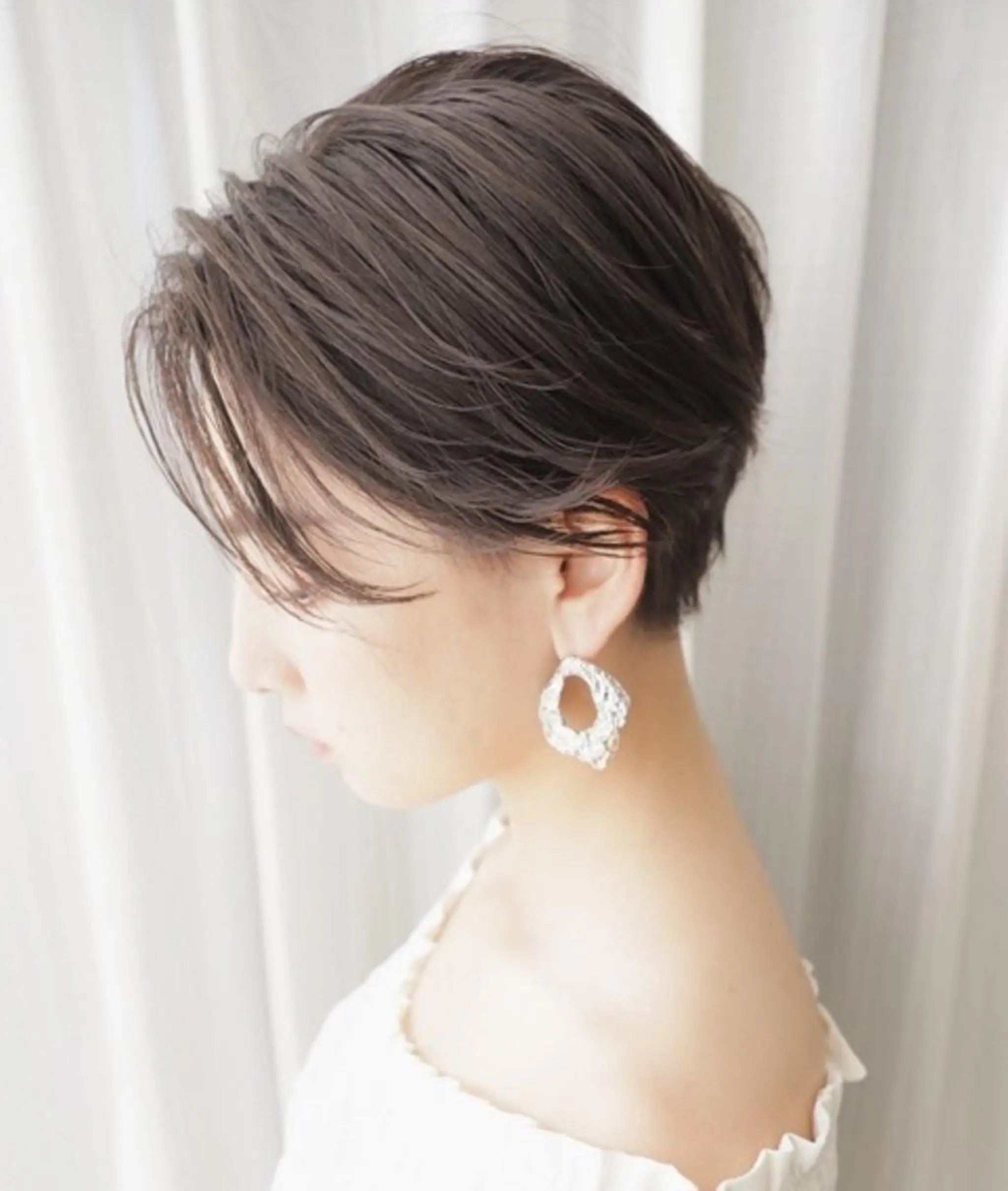 ショート アッシュ ショートヘア カット ヘアカラー トリートメント リンネ 甲東園のヘアスタイル