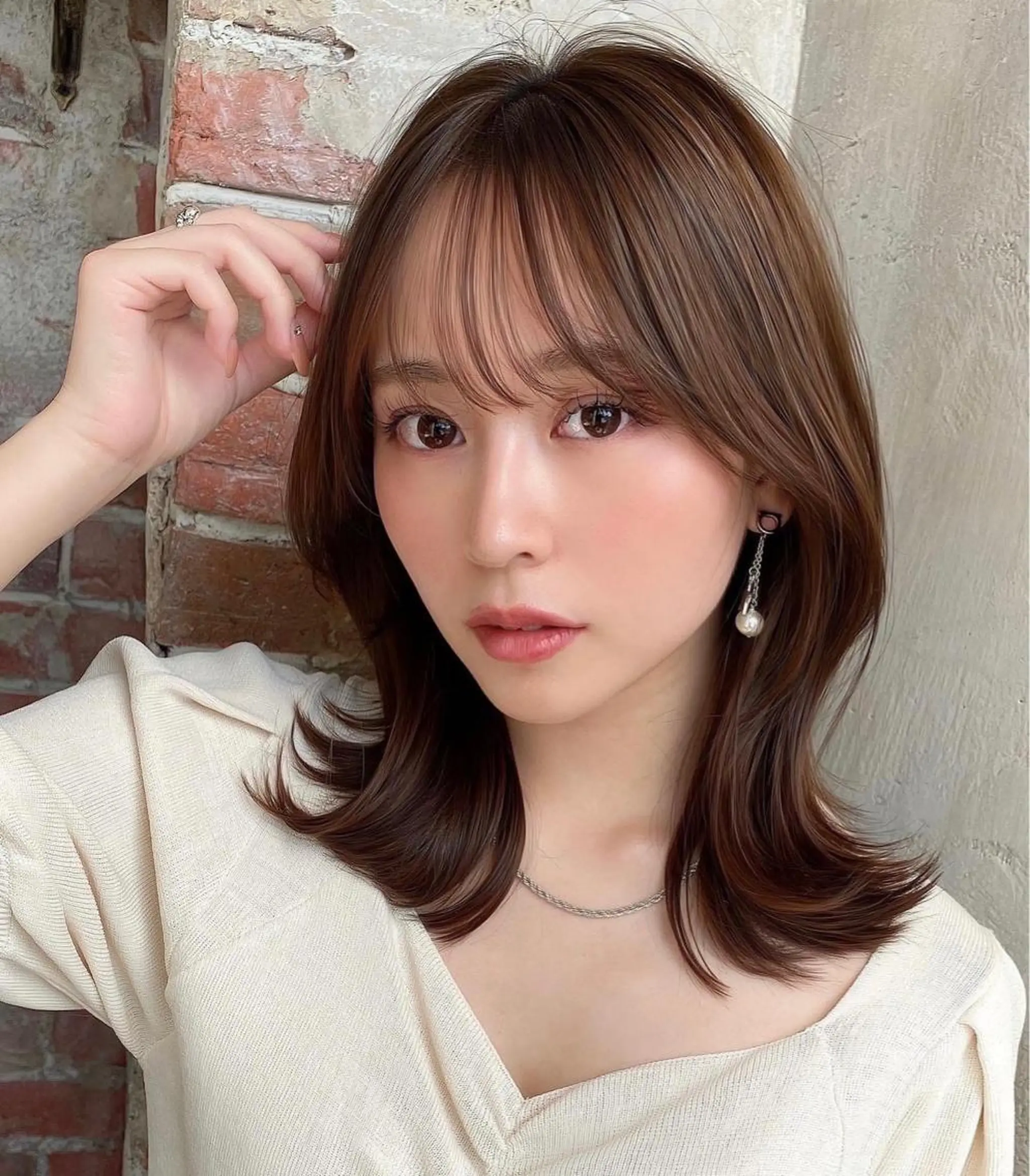 ミディアム くびれヘア 髪質改善 縮毛矯正 カット ヘアカラー トリートメント 🧡くびれヘア/前髪 顔周り🧡久原結衣のヘアスタイル