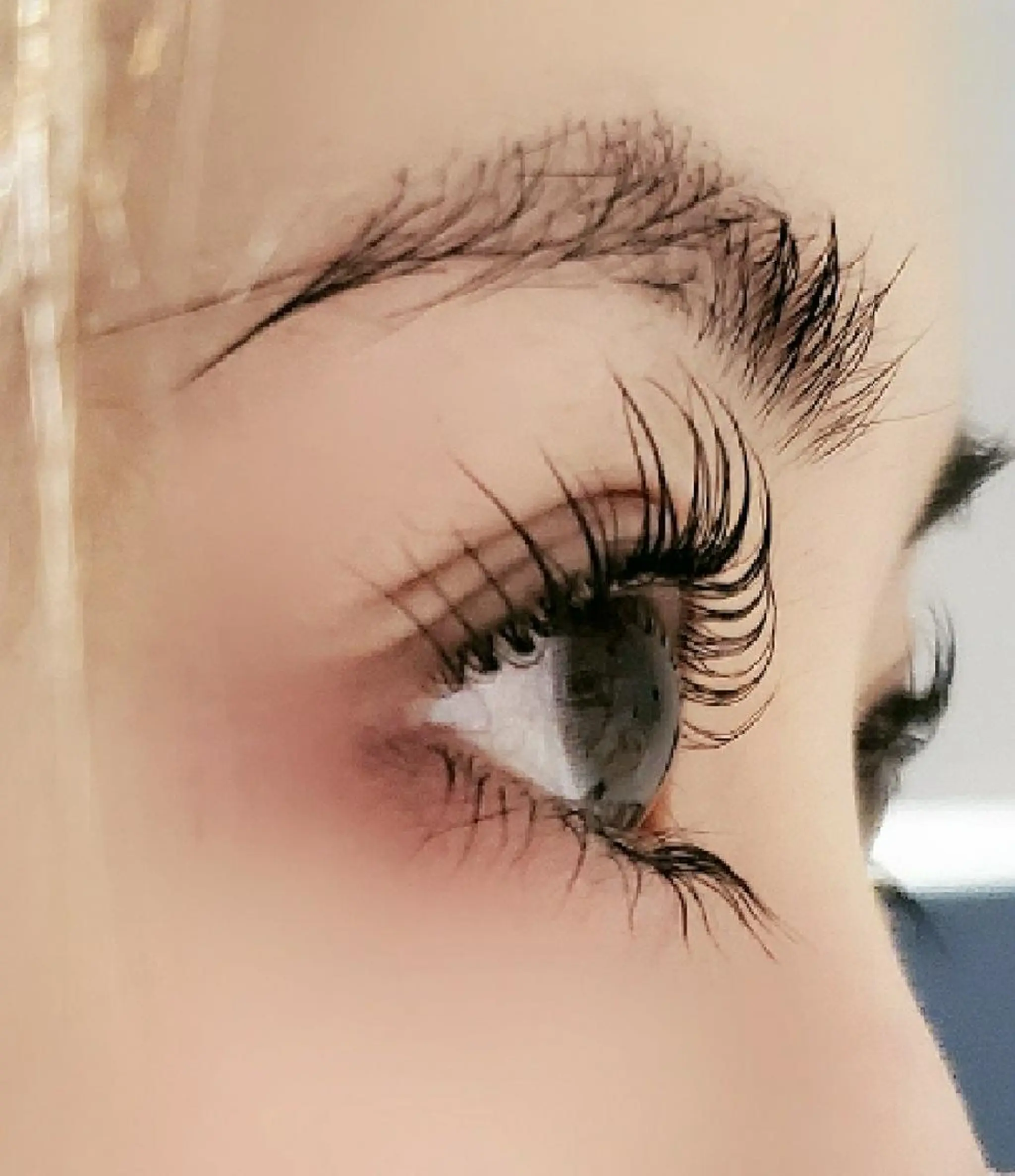 マツエク・マツパ パリジェンヌラッシュリフト マツパ EMMA plus．のマツエク・マツパデザイン