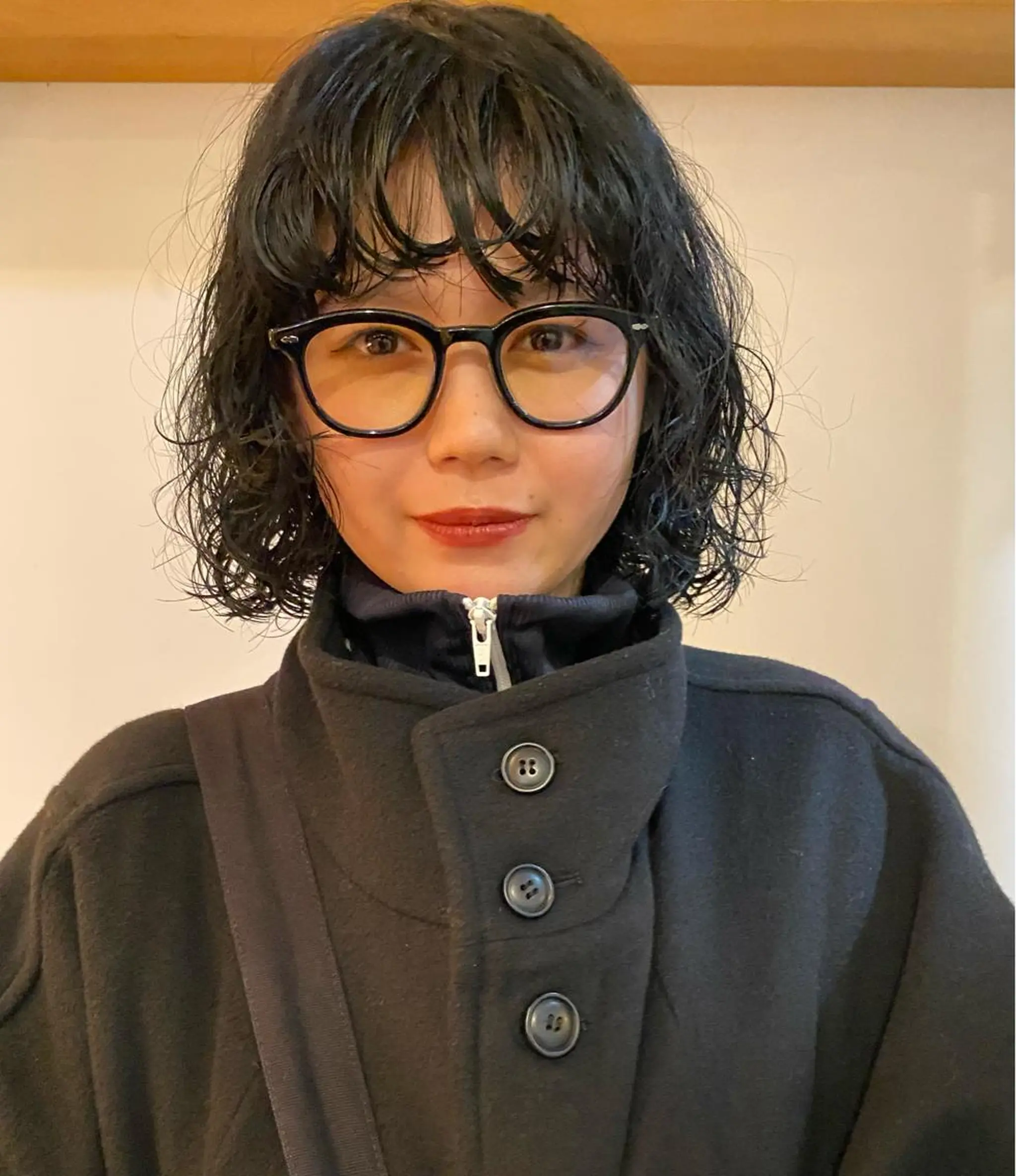 ミディアム パーマ カット ヘアカラー トリートメント 店長　ショート& パーマ　坂本のヘアスタイル