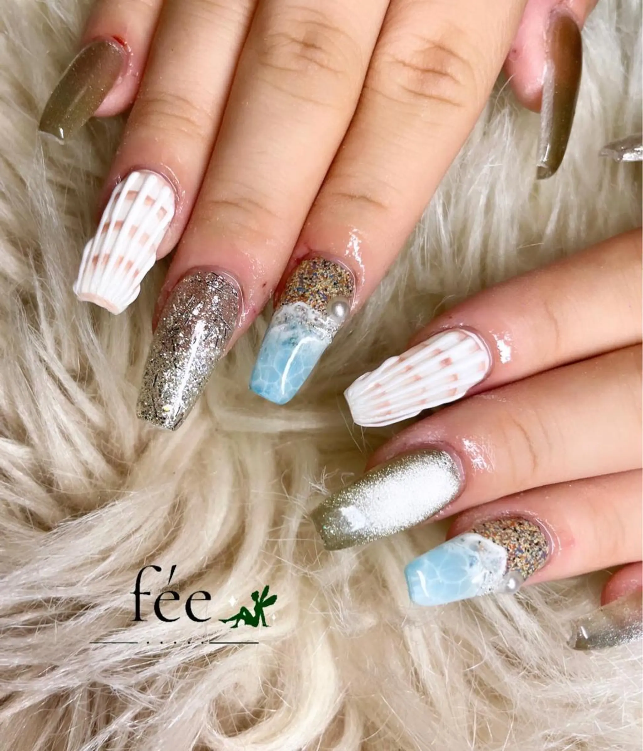 ネイル フットネイル ジェルネイル マグネットネイル ミラーネイル パラジェル nail salon fee（フィー）のネイルデザイン
