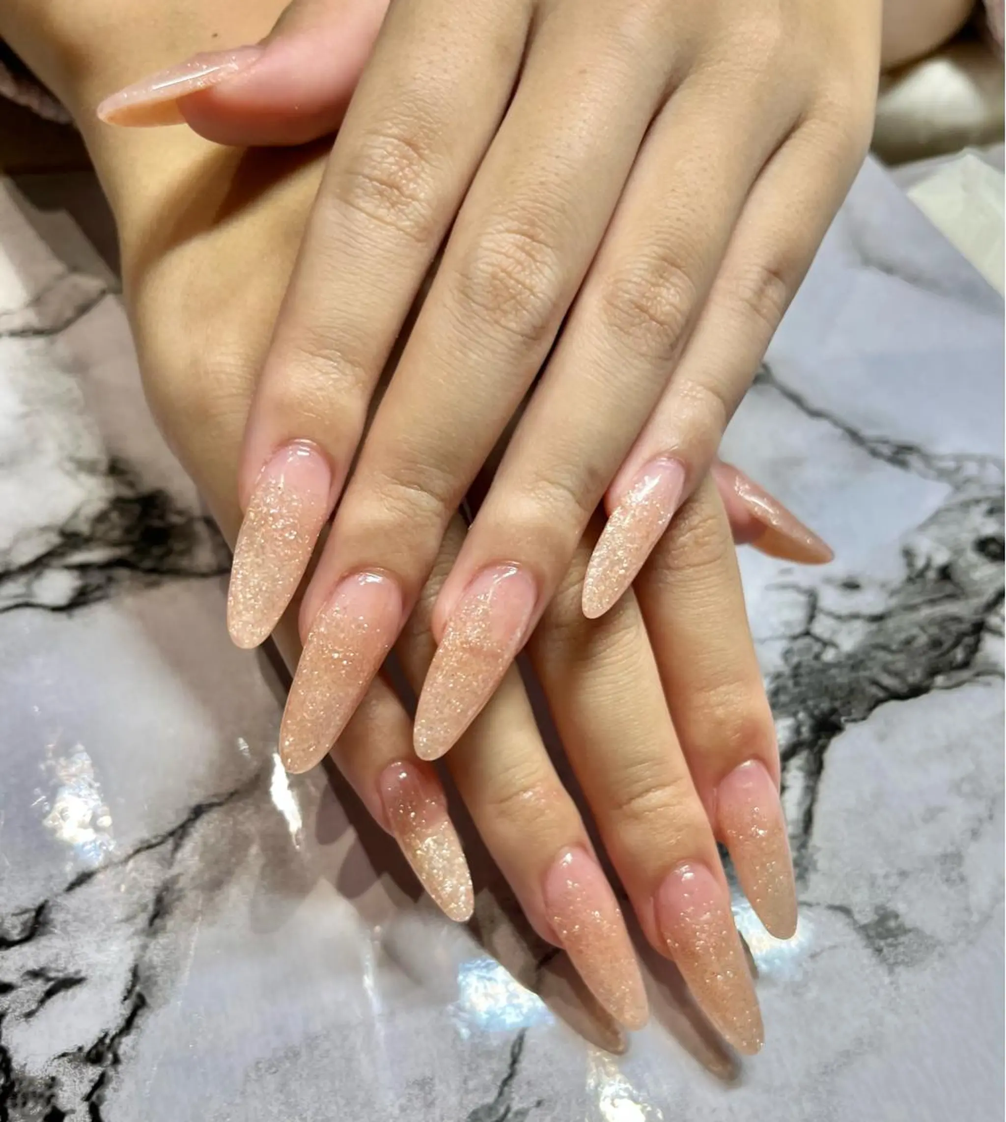 ネイル フラッシュネイル フットネイル ラメ(グリッター) ラメグラデーション マグネットネイル beautysalonLino所属・ネイルサロン ⭐︎Linoのその他イメージ