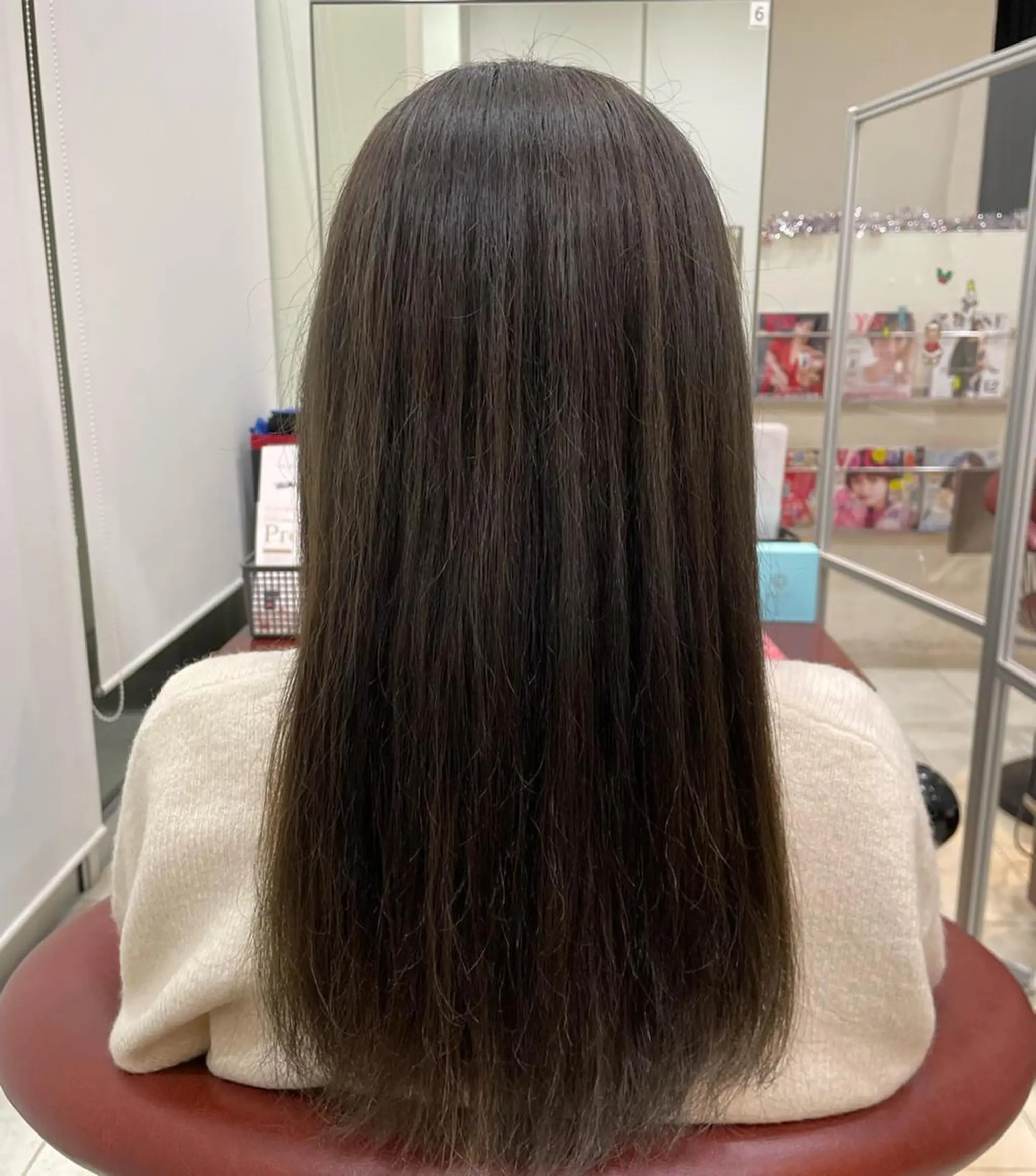 セミロング カラー パーマ メンズ キッズ アッシュ アッシュブラウン ブラウンカラー ケアカラー エクステ ルキ🌈ブリーチカラ ー&メンズパーマ🦄のヘアスタイル