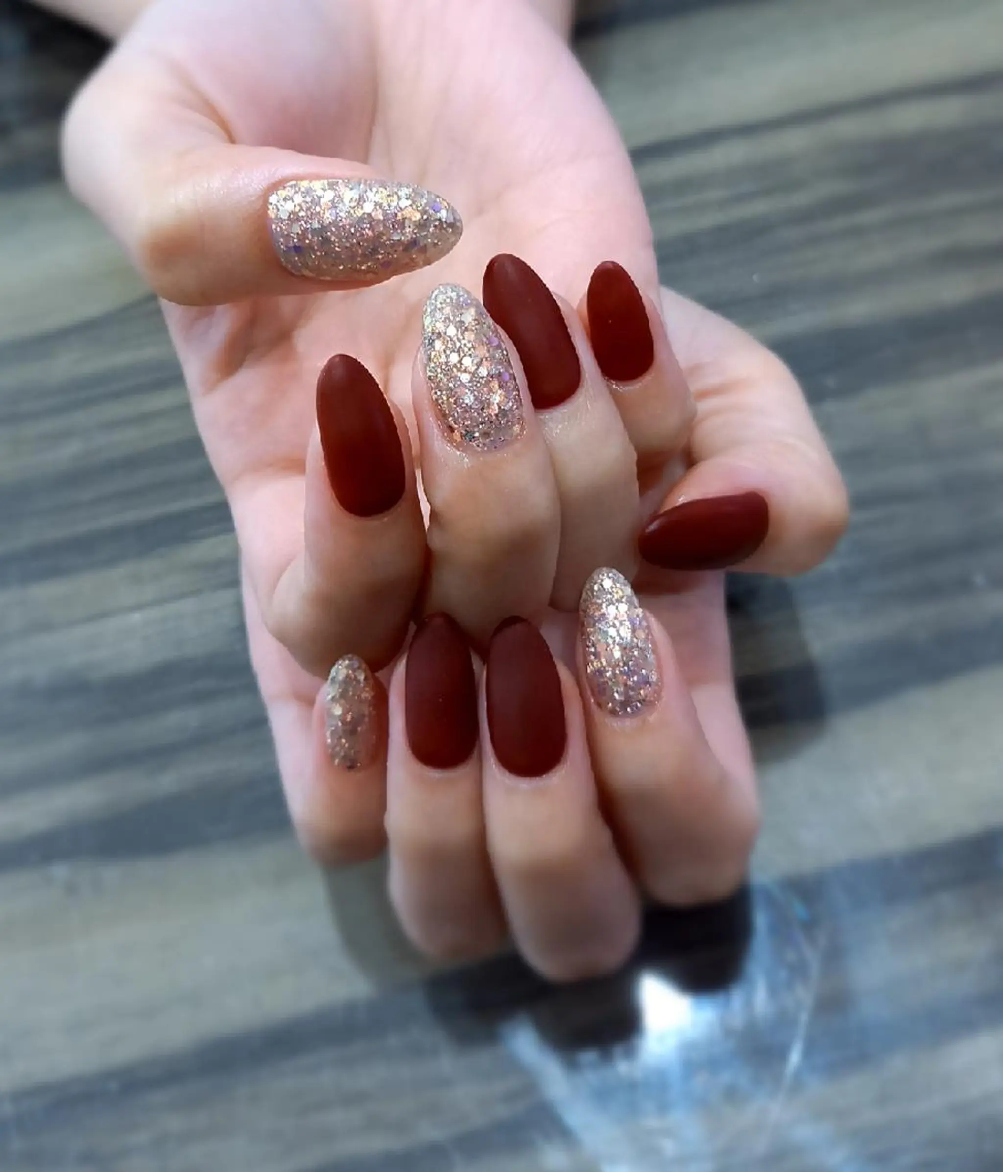 ネイル マットネイル ワンカラーネイル ハンドネイル Progress Nailのヘアスタイル