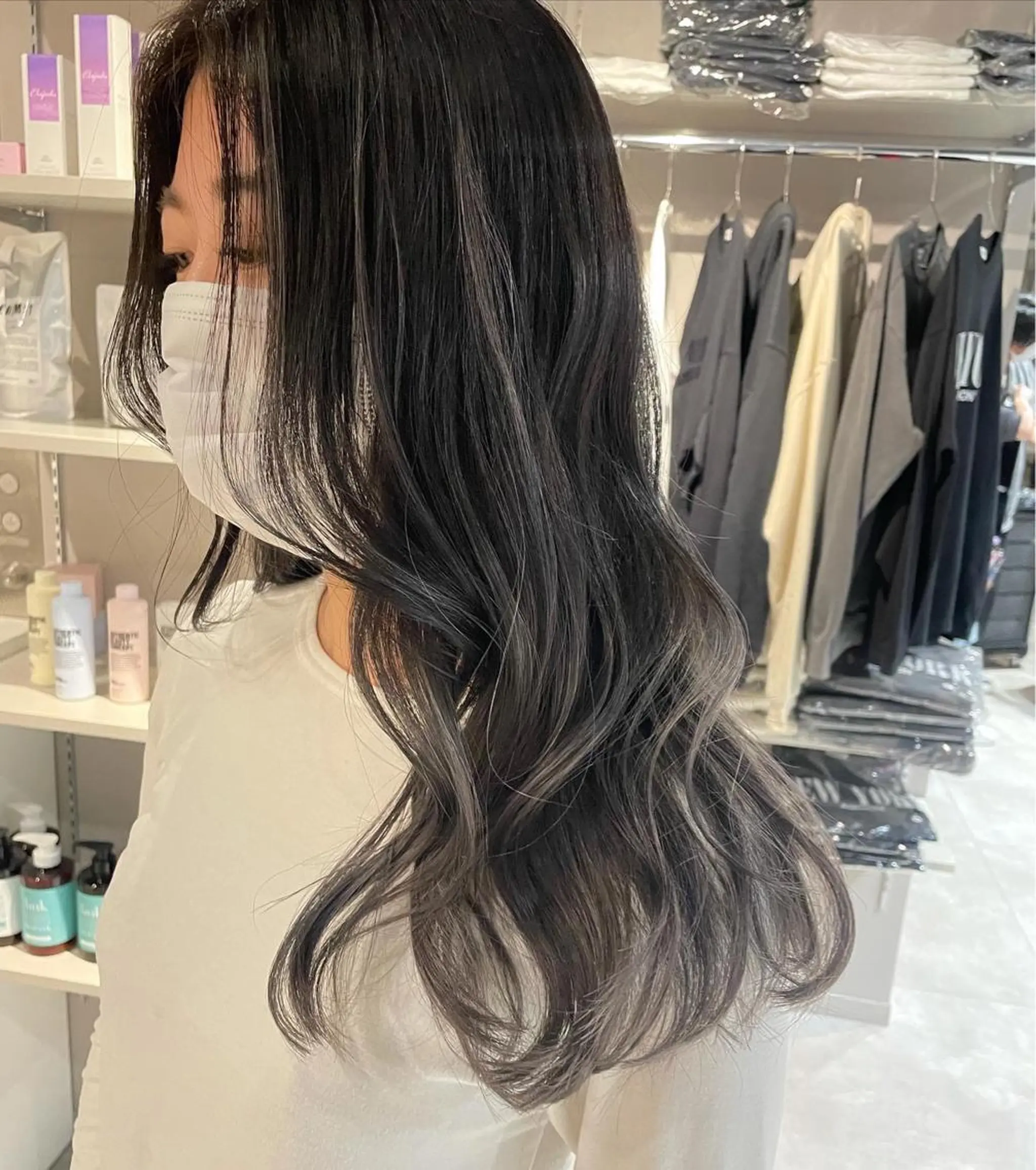 ミディアム カラー ヘアカラー トリートメント ブリーチ👩‍🦳/ ‪✂︎MANAMIのヘアスタイル