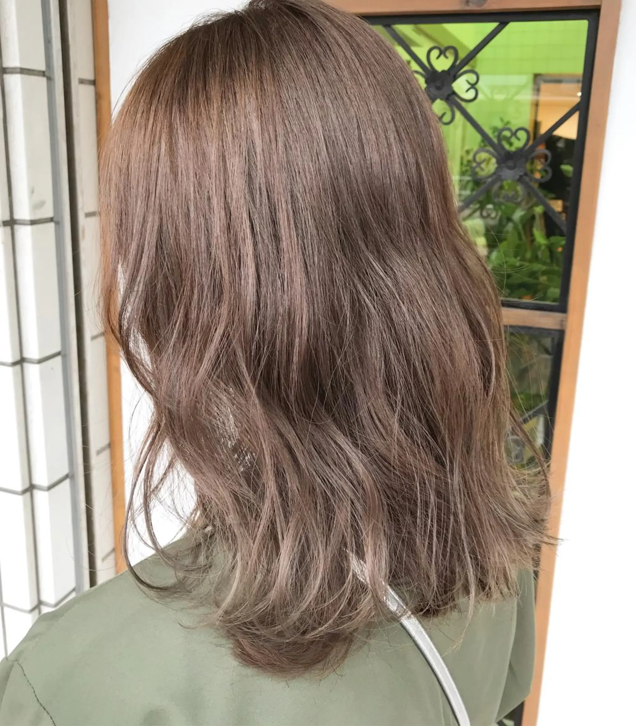 セミロング カラー ✨髪質改善✨完全個室 三橋正隆のヘアスタイル