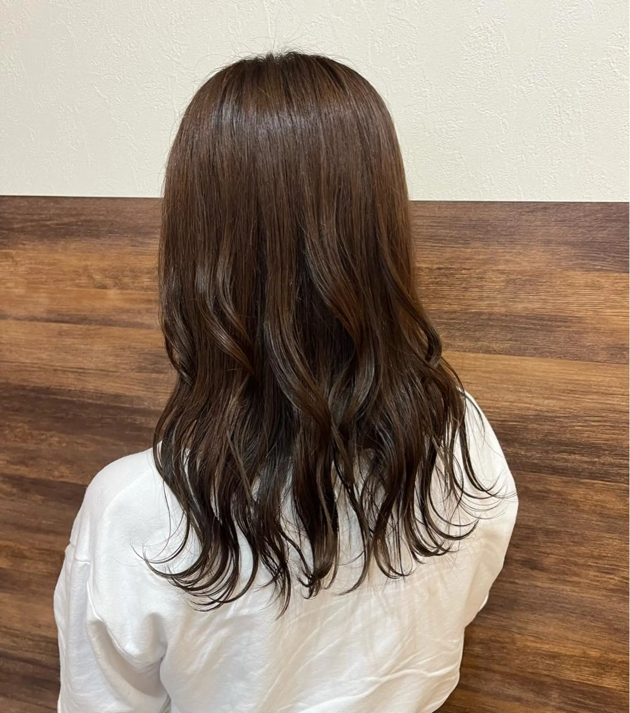 セミロング カラー gabi hair LOOB所属・hina ✂︎のヘアスタイル