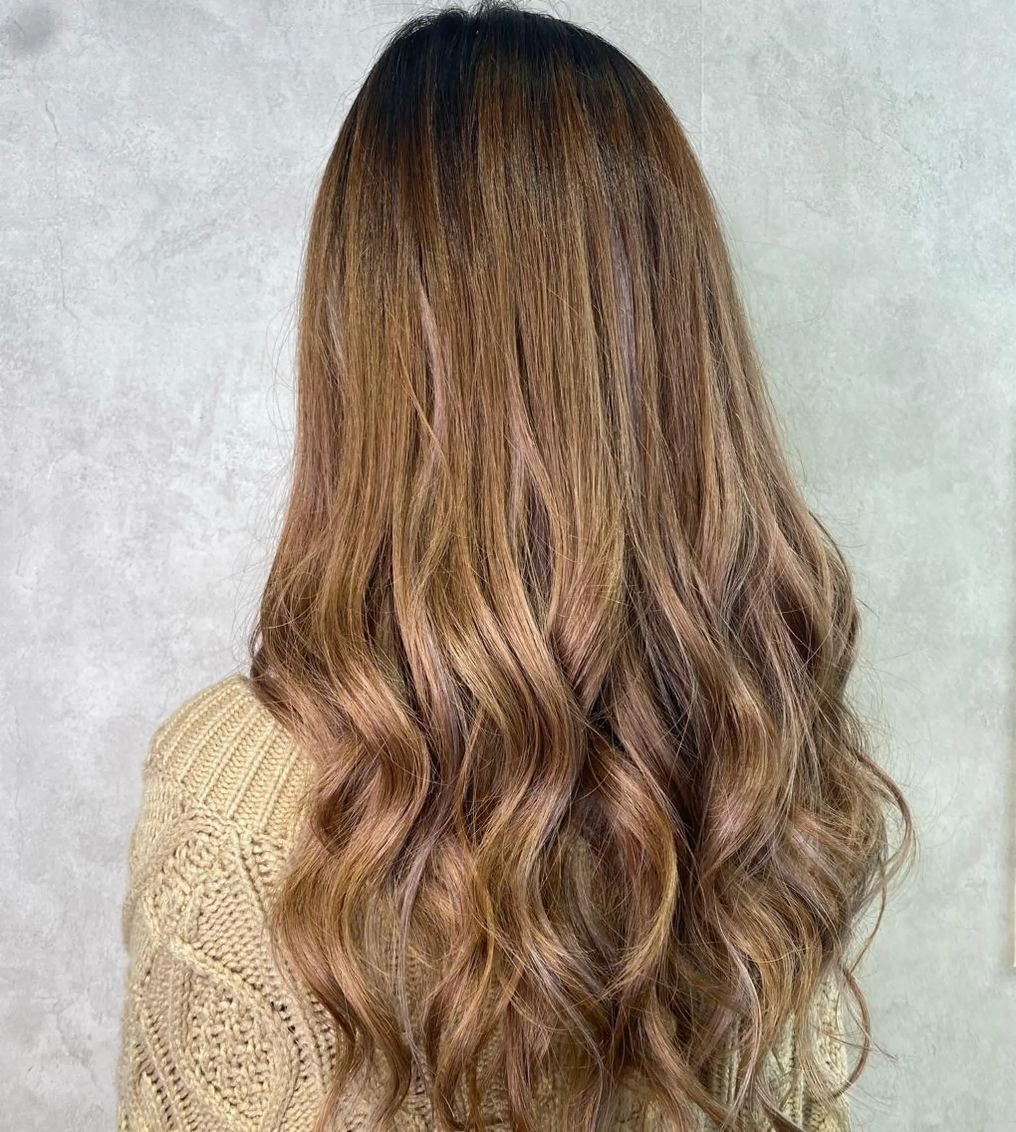ミディアム Fi-Ne 八戸のヘアスタイル