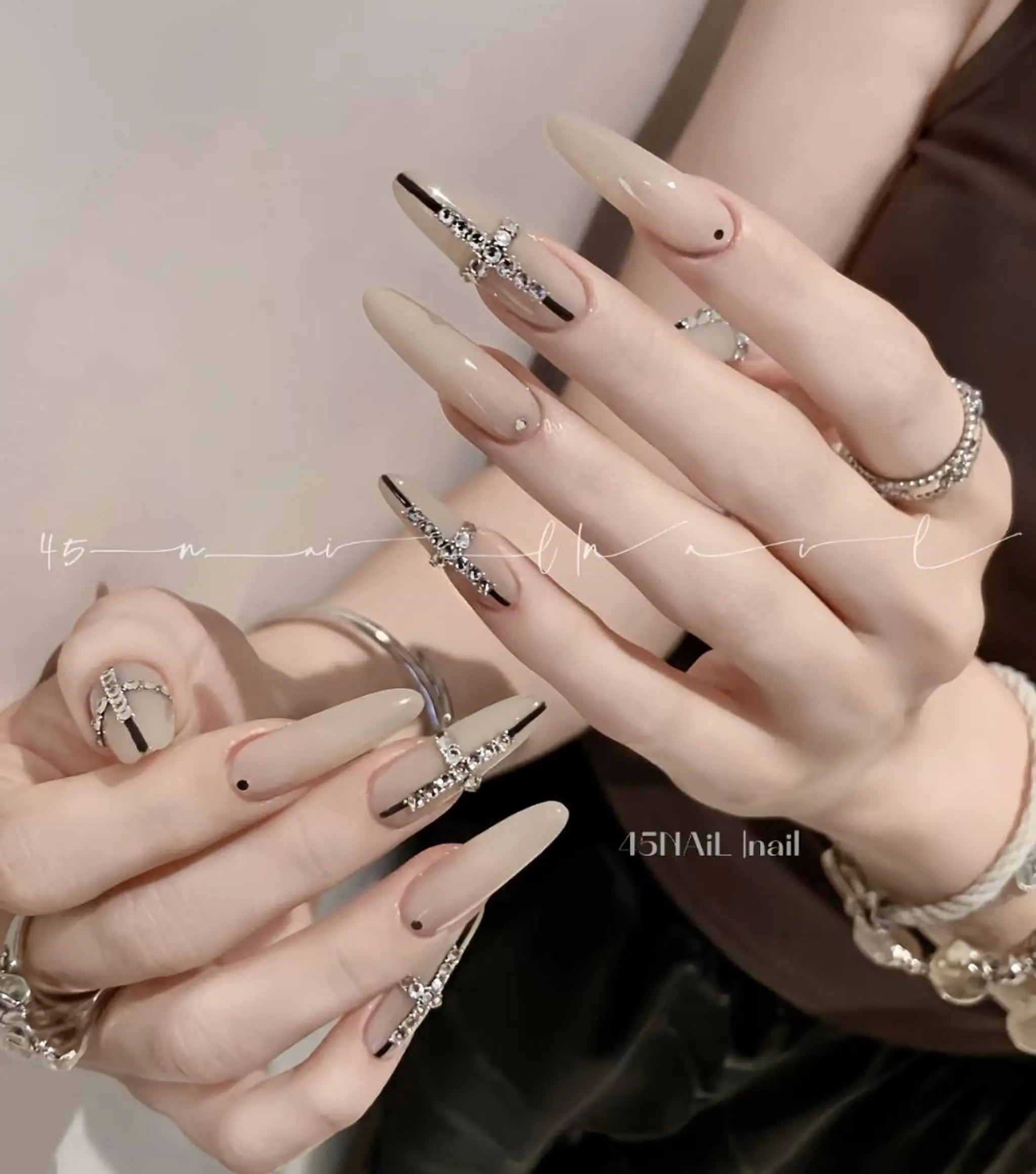 ネイル inf リエネイルサロンのネイルデザイン