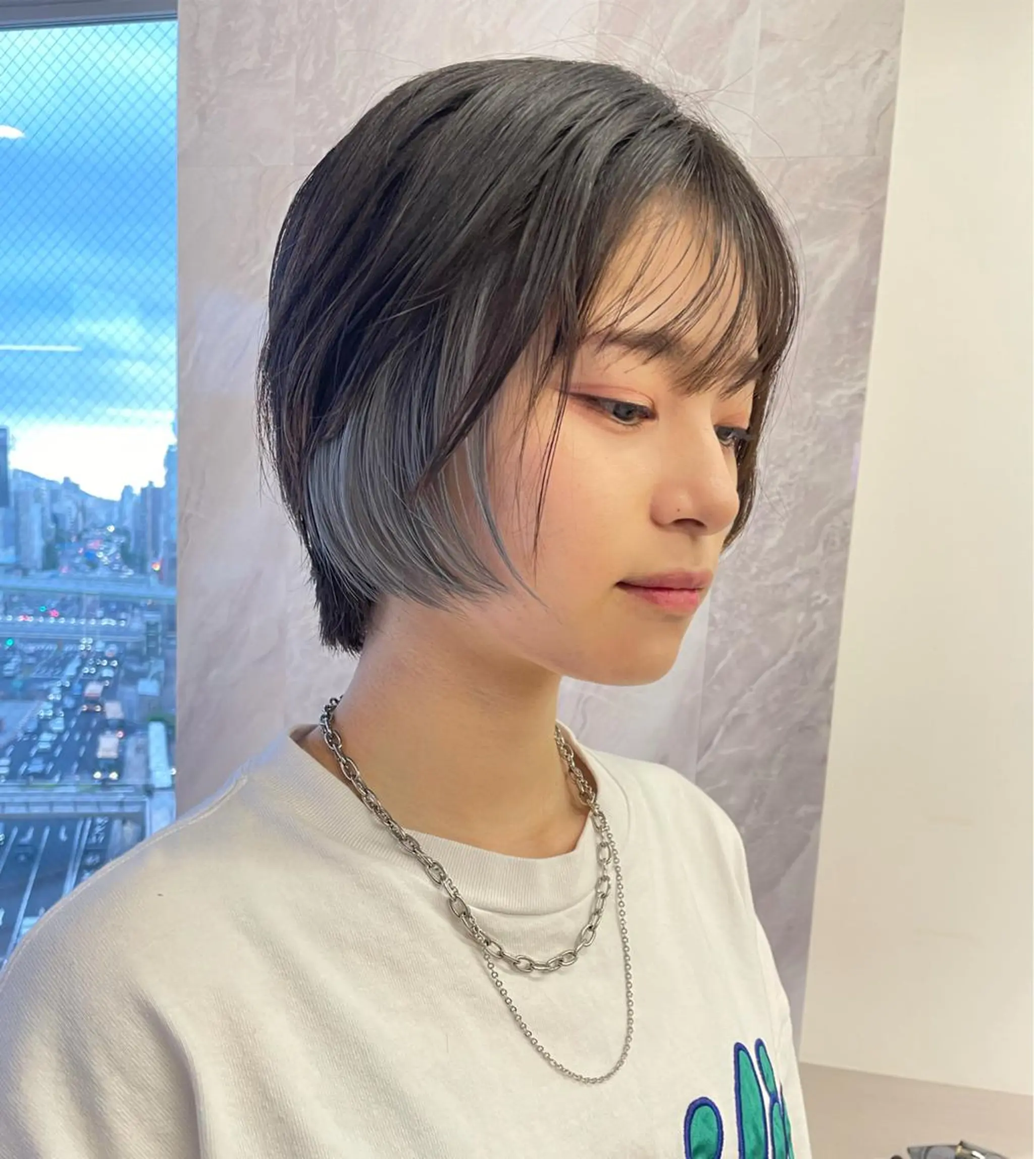 ショート カラー ヘアアレンジ イヤリングカラー ヘアカラー トリートメント 🎗秋山勇 /三宮指名No.1のヘアスタイル