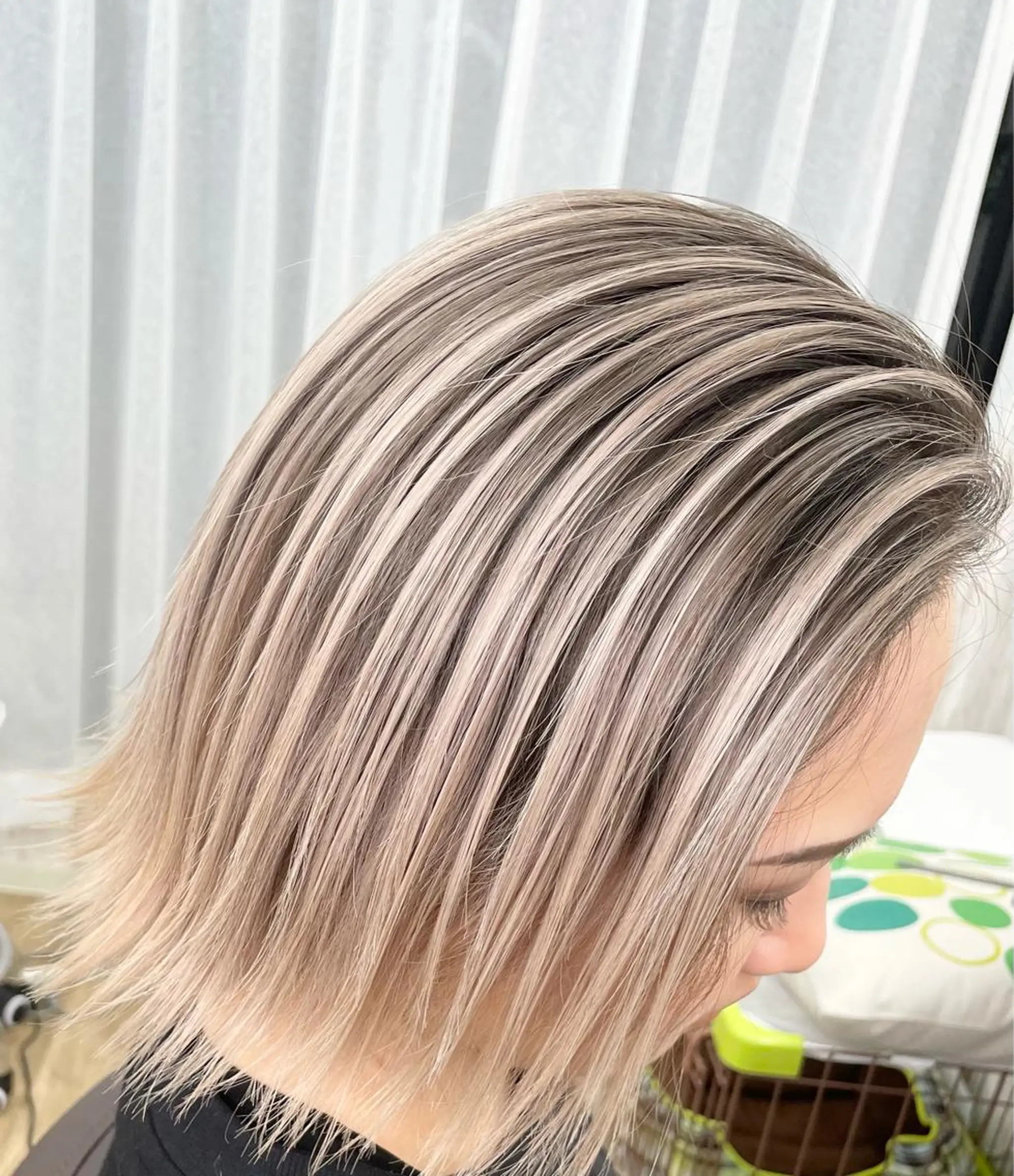 セミロング カラー バレイヤージュ レイヤーカット プライベートサロン LyoN/RYOTAのヘアスタイル