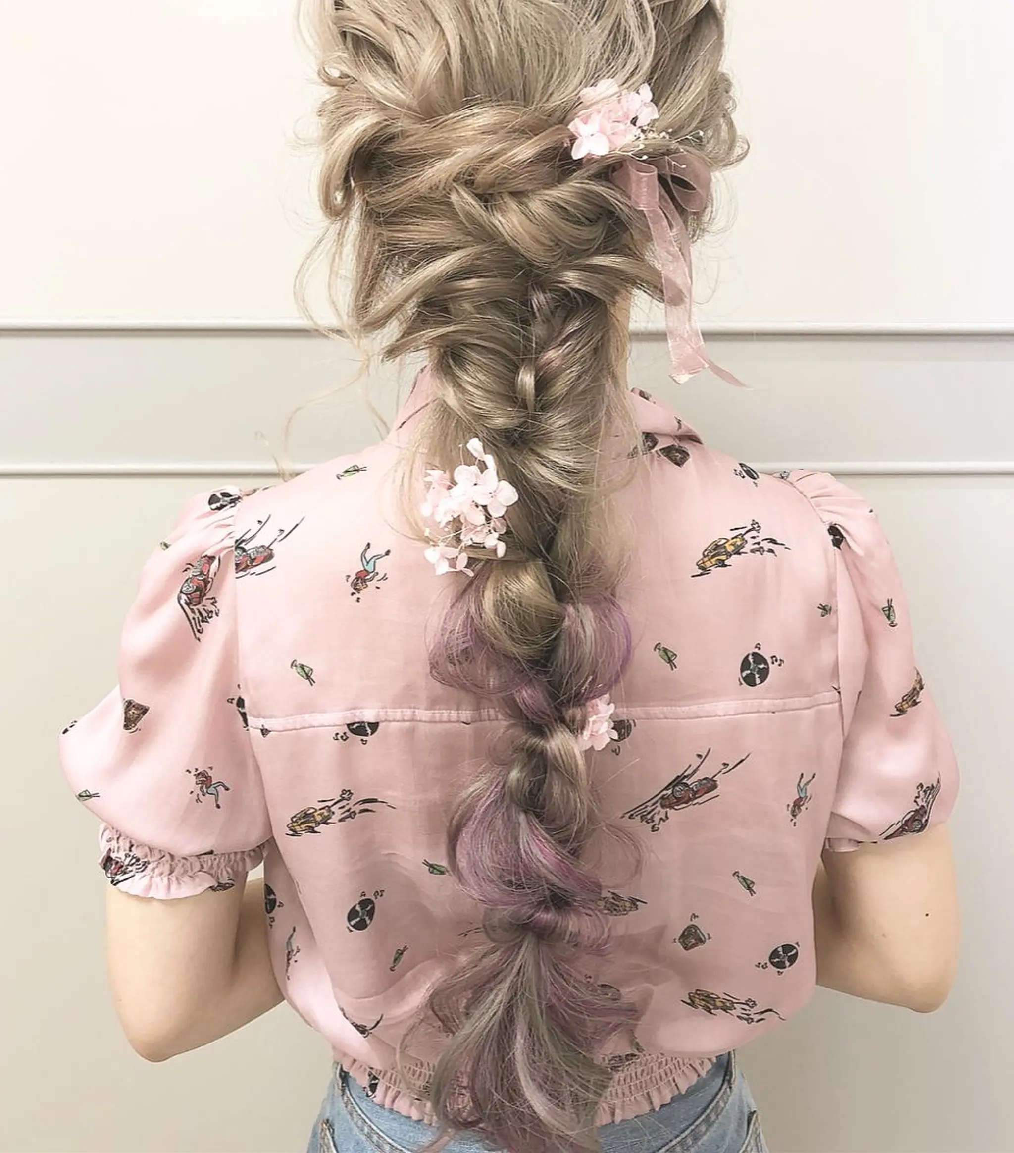 ロング カラー ヘアアレンジ autre所属・大久保 ひでなりのヘアスタイル