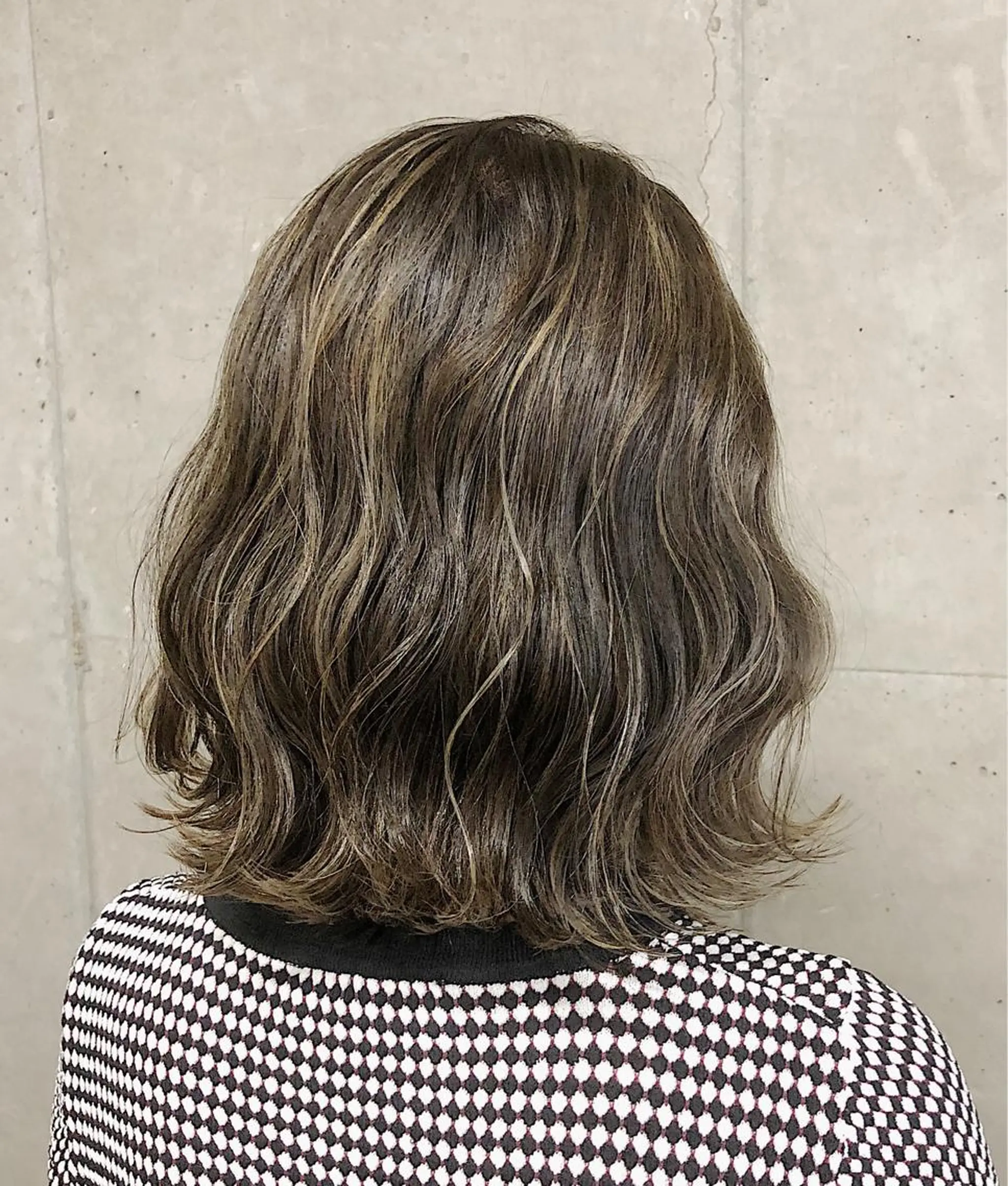 ミディアム カラー ハイライトカラー ハイライト 【t.a.g（タグ）】所属・ノンダメージ髪質改善 カラー💎/KURAのヘアスタイル