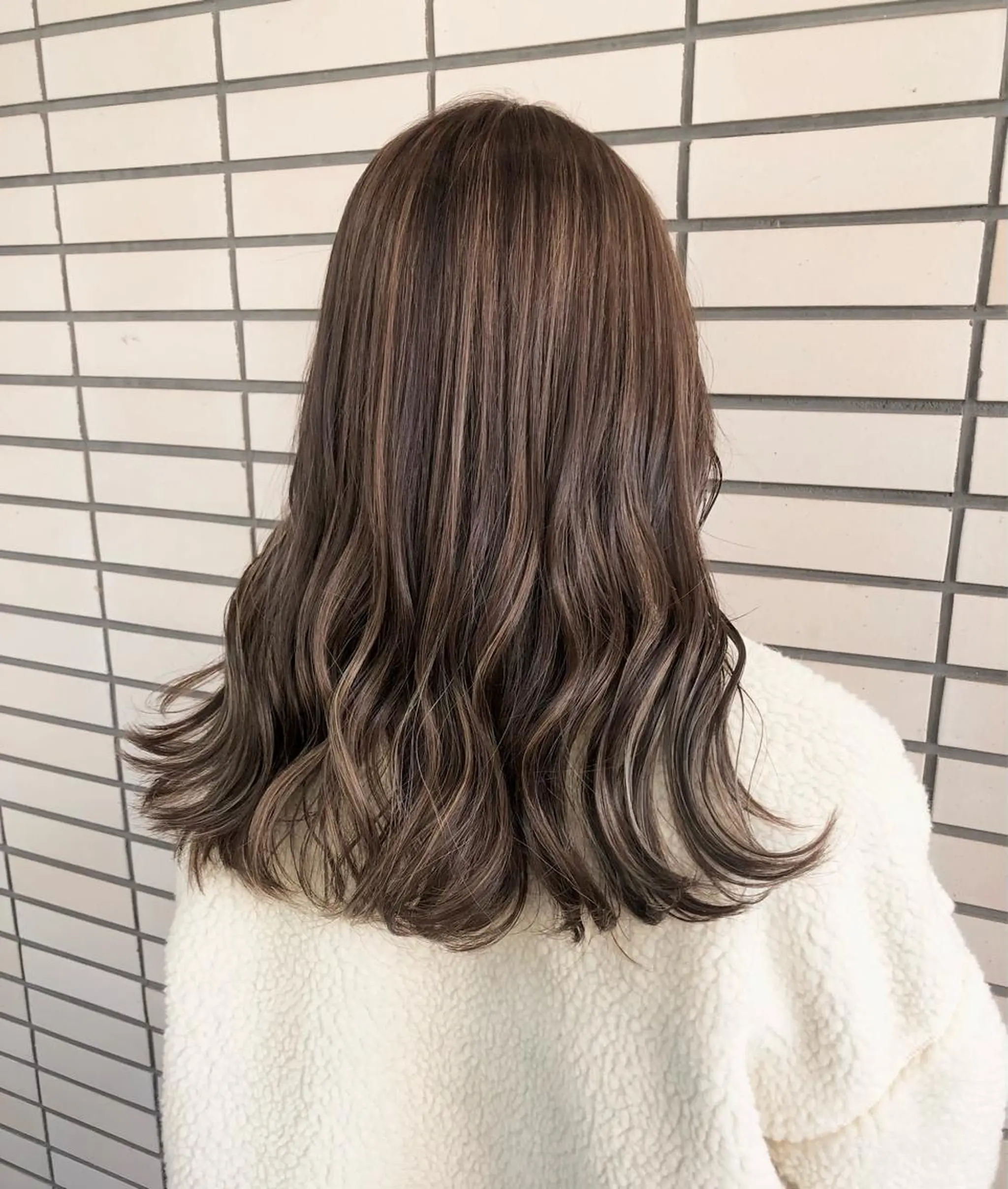 ロング カラー ハイライトカラー ハイライト ヘアカラー 2nd所属・🤍2nd🤍田所 美希のヘアスタイル