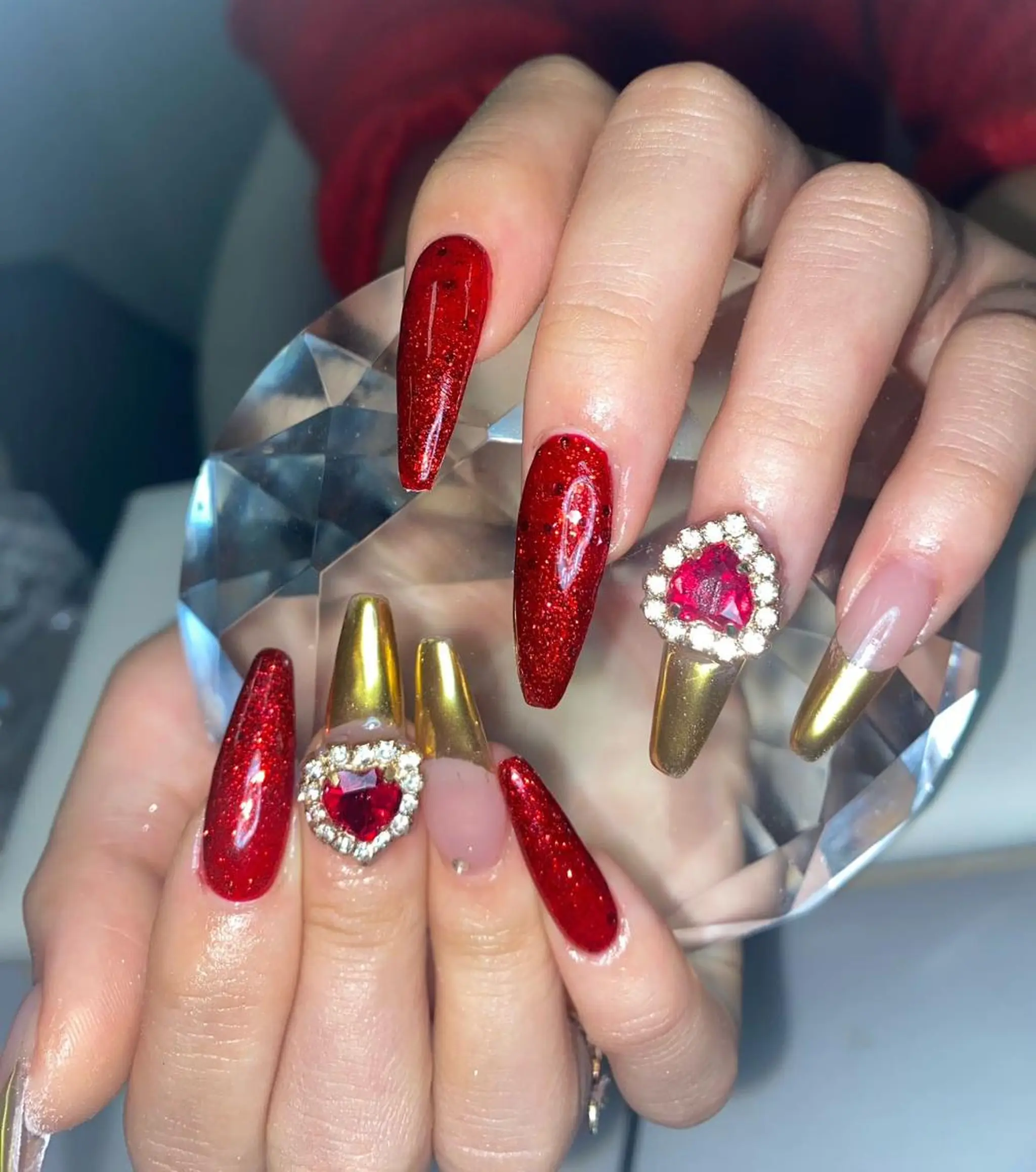 ネイル ハンドネイル Queens テイのネイルデザイン