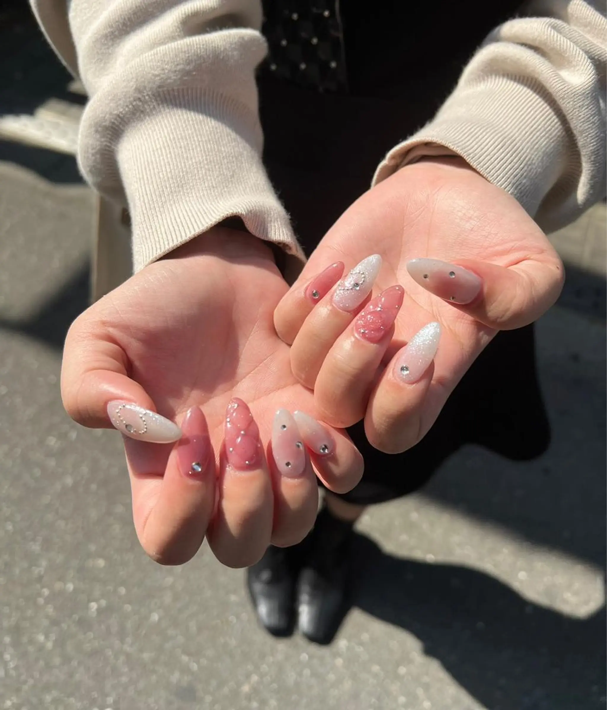 ネイル ハンドネイル フットネイル PEEKABOO京橋 EYE&NAILのネイルデザイン