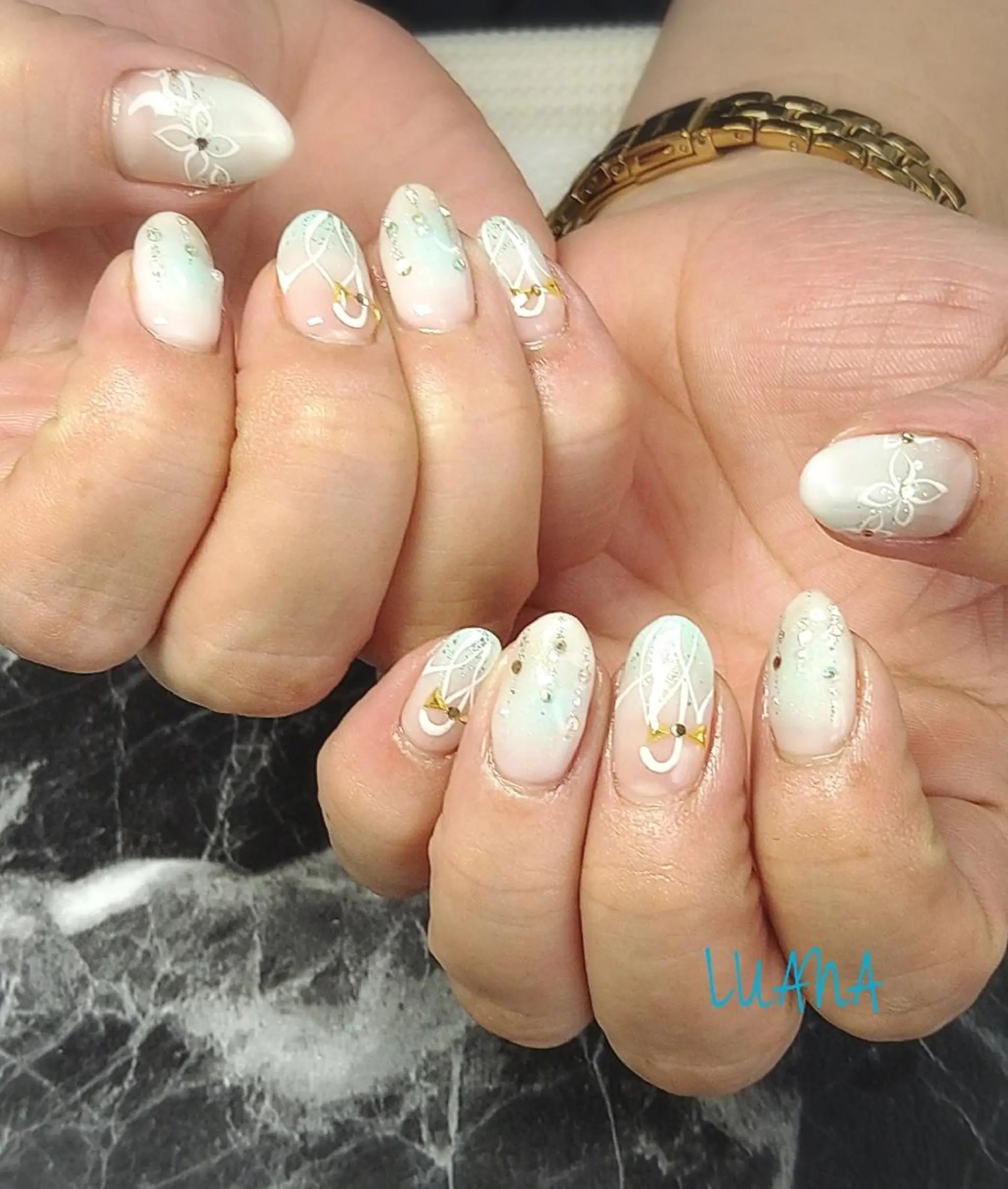 ネイル LUANA  TAKAHASHIのネイルデザイン