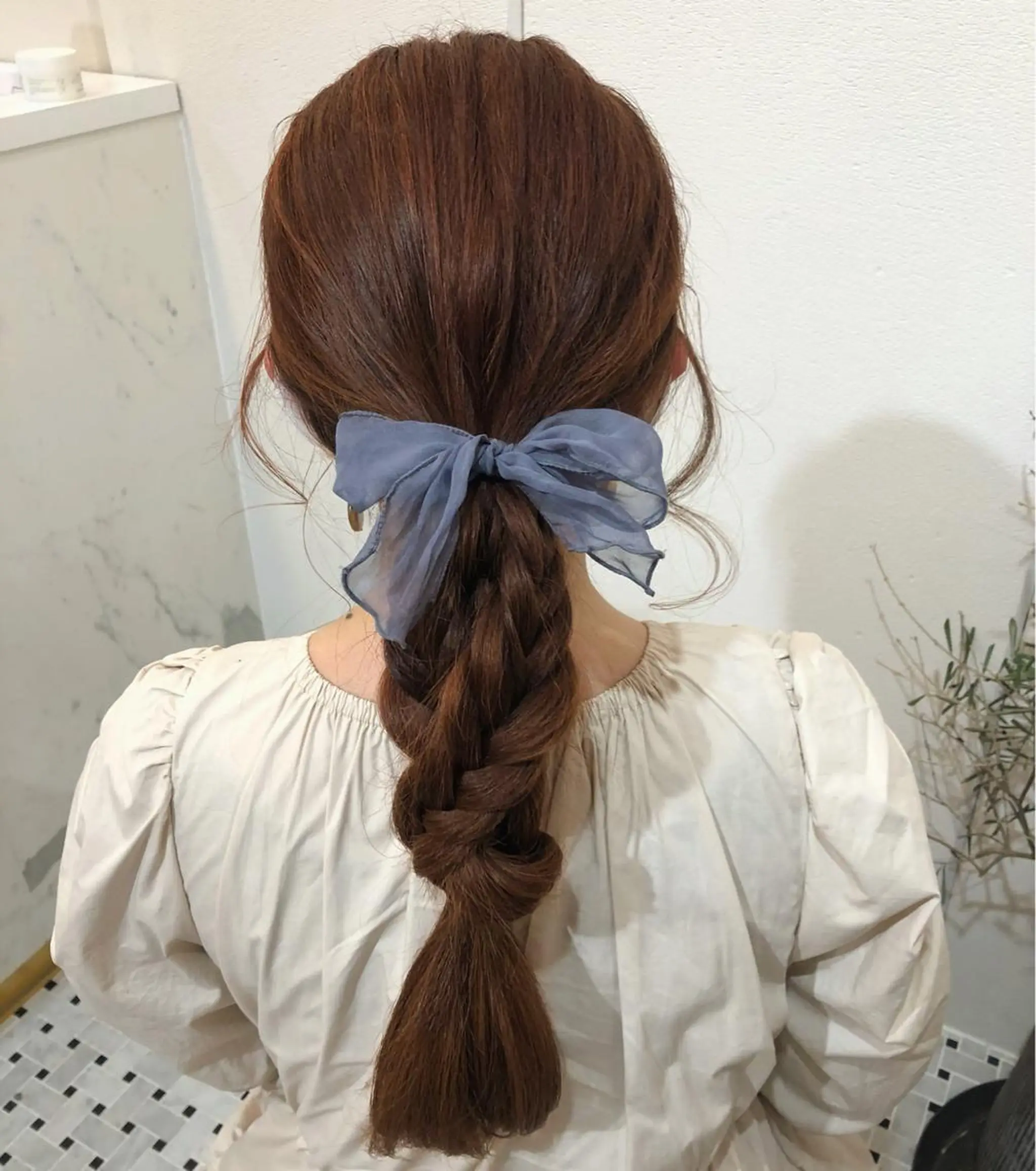 ロング カラー ヘアアレンジ 関谷 あいみのヘアスタイル
