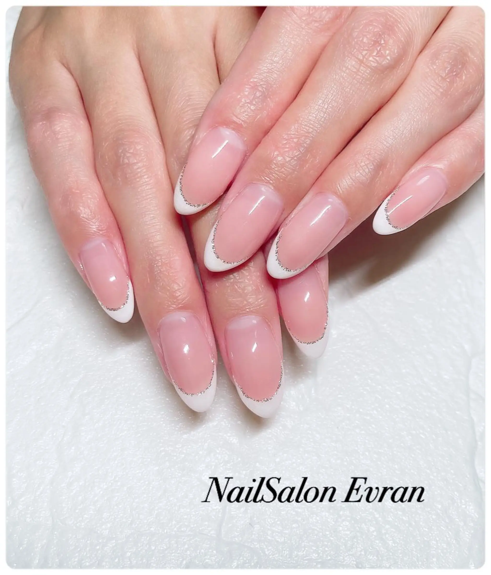 ネイル アートネイル フレンチネイル ラメ(グリッター) マグネットネイル 持ち込み ハンドネイル Nail salon Evranのネイルデザイン