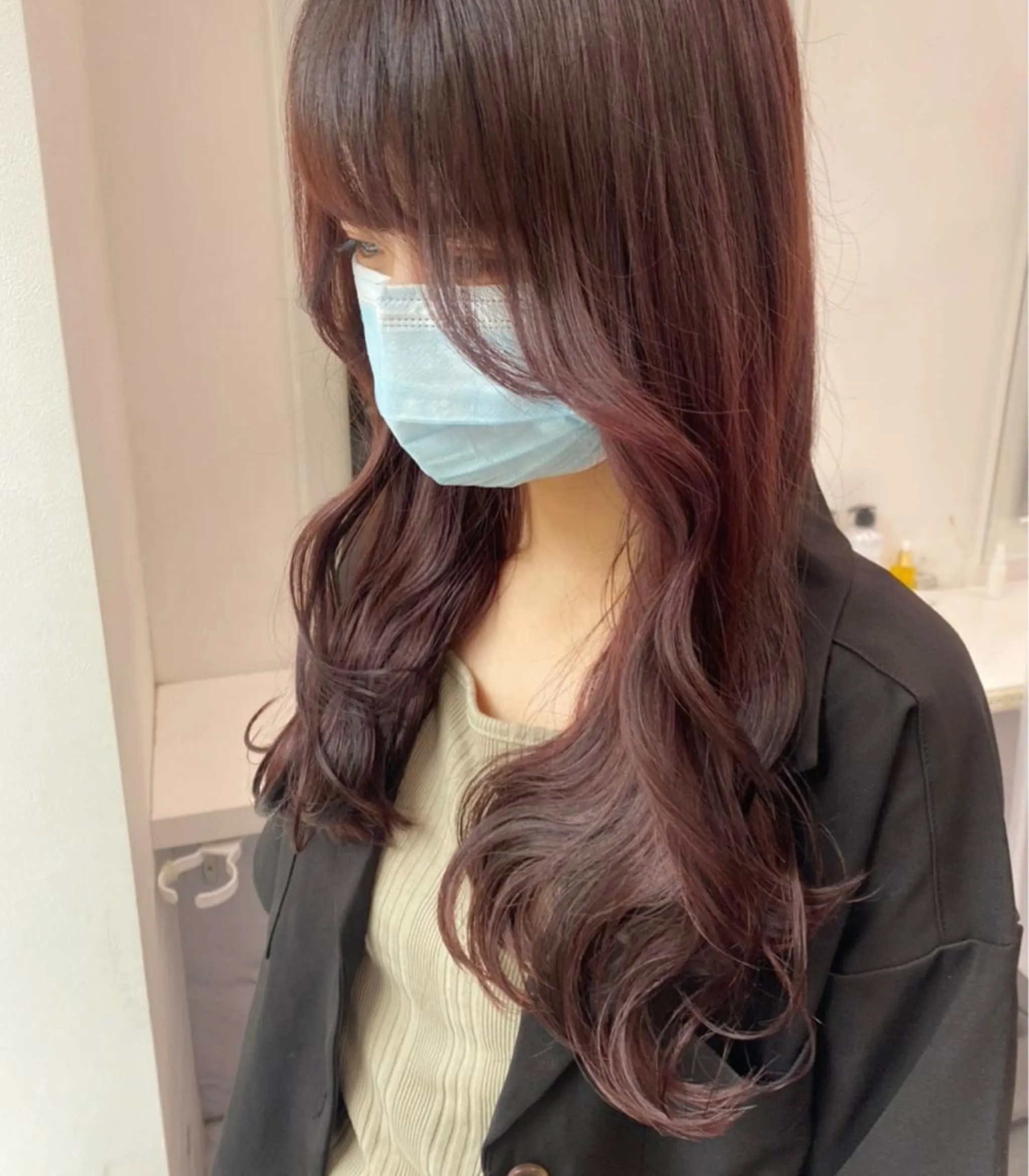 ミディアム カラー カット ヘアカラー トリートメント ヘッドスパ ヘアセット 韓国レイヤー ハッシュカットのヘアスタイル