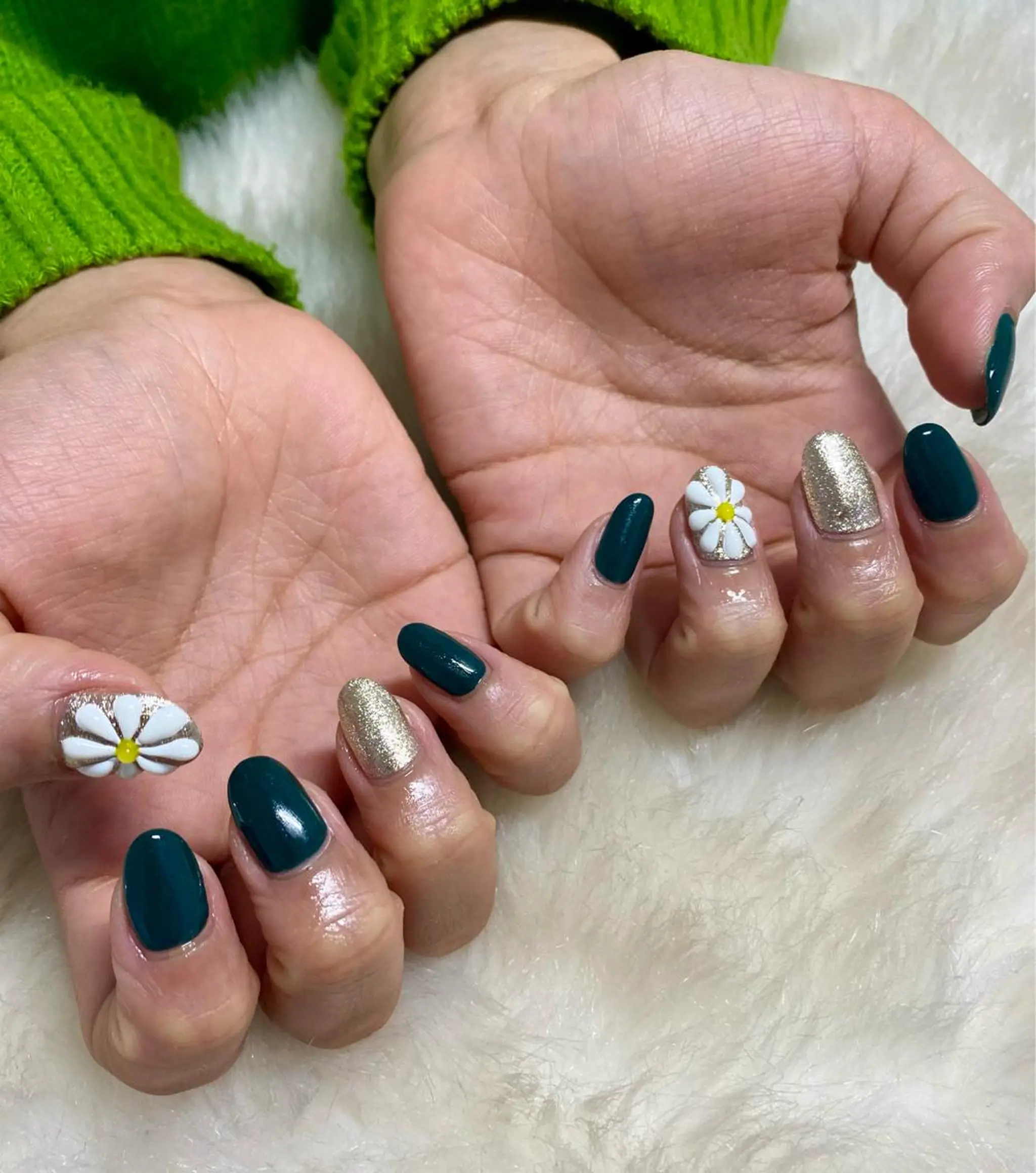 ネイル OOMINE KAORIのネイルデザイン