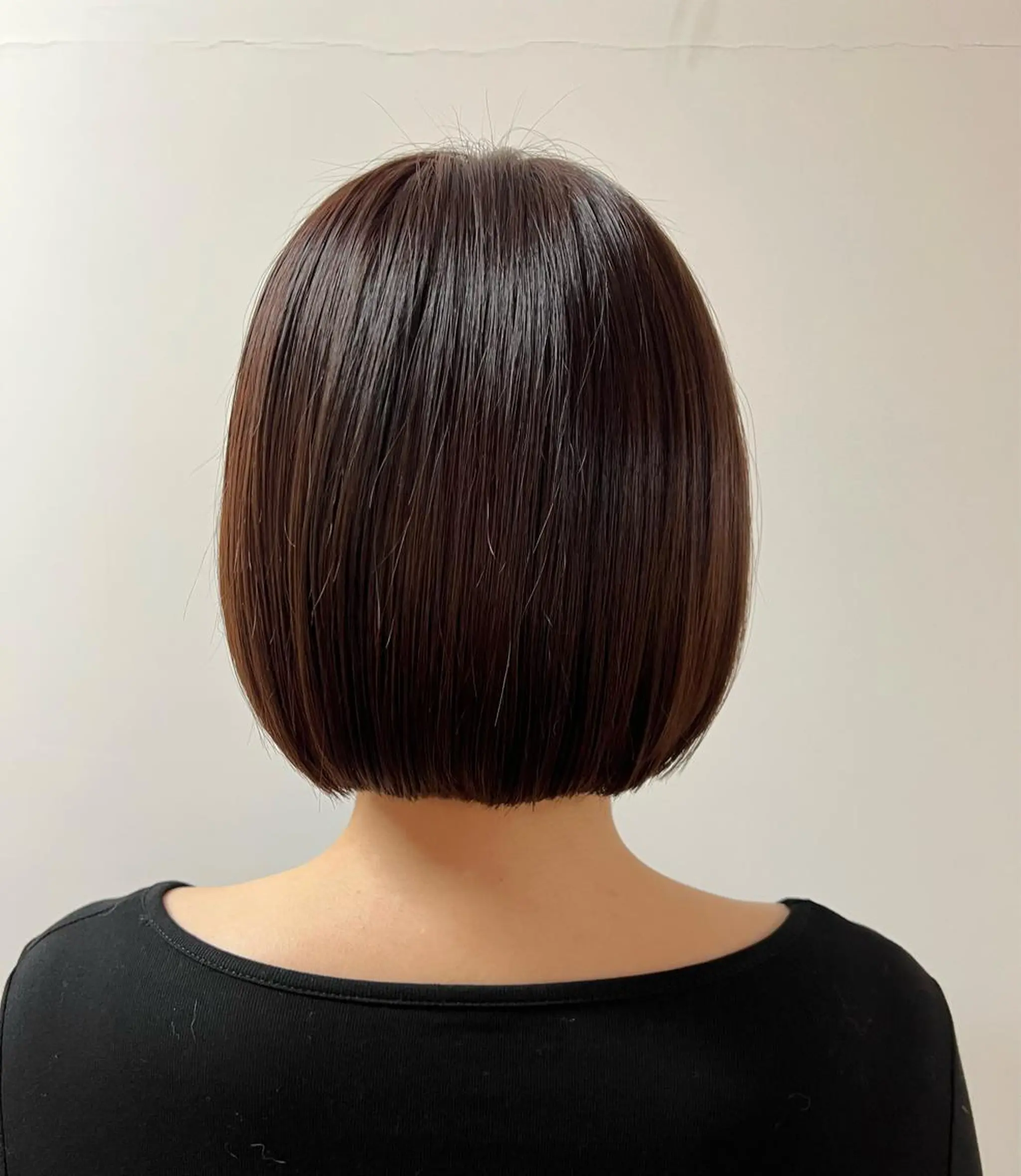 ショート ボブ カット 縮毛矯正 トリートメント Ainoa 金町店所属・佐々木 楓夏のヘアスタイル
