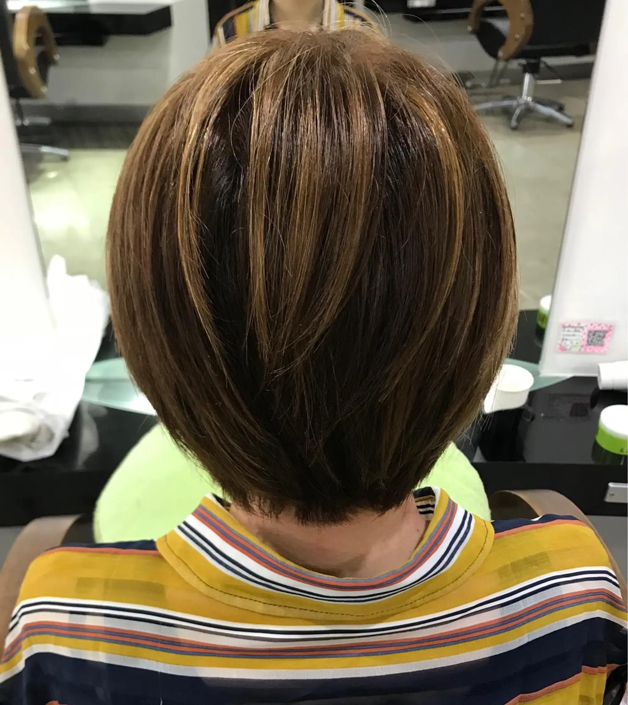ショート カラー ヘアアレンジ ショートボブ ハイライトカラー ボブ ハイライト ショートヘア DISCOHAIRsanc（ルジャルダン町田）所属・烏山 達也のヘアスタイル
